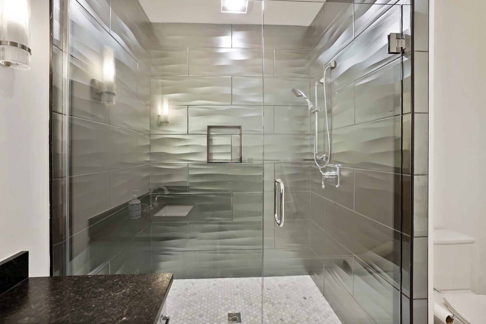 Nashville, Tennessee, 37206, United States, 7 Bedrooms Bedrooms, ,8 BathroomsBathrooms,Residential,Active,2006799