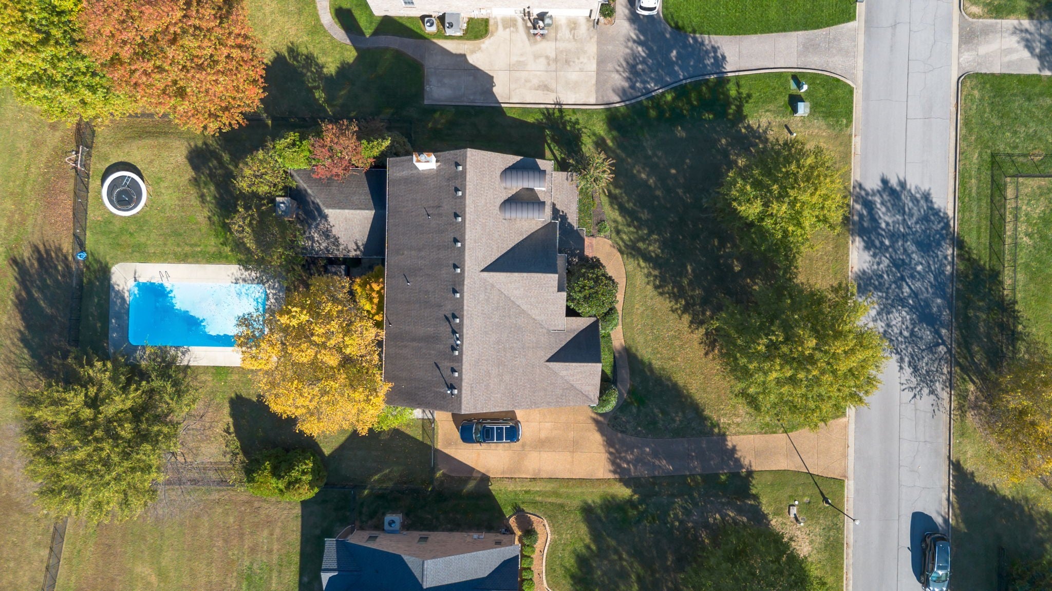 Brentwood, Tennessee, 37027, United States, 5 Bedrooms Bedrooms, ,4 BathroomsBathrooms,Residential,Active,2006880