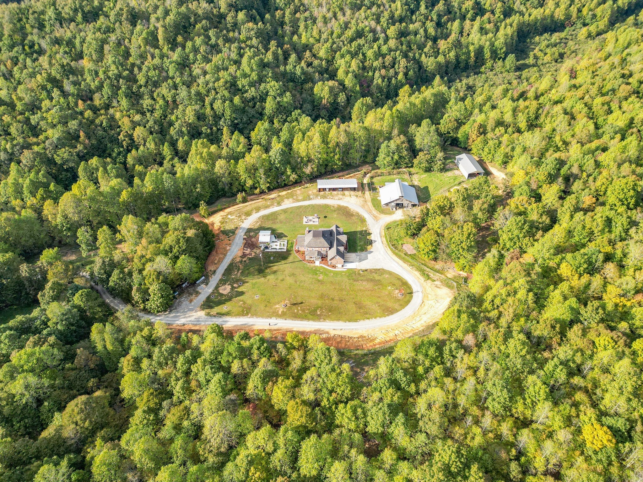 Hohenwald, Tennessee, 38462, United States, 6 Bedrooms Bedrooms, ,3 BathroomsBathrooms,Residential,Active,1964507