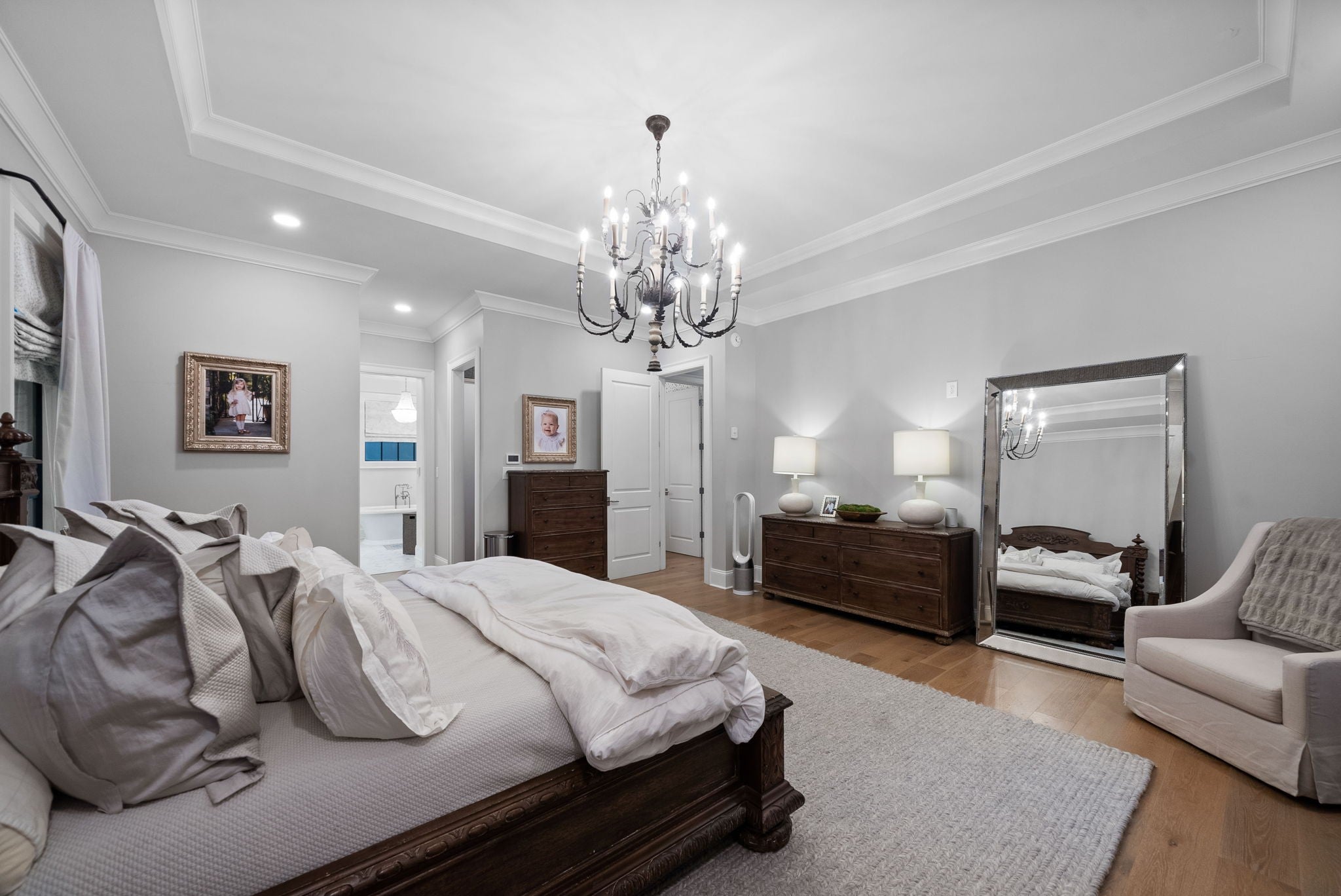 Clarksville, Tennessee, 37043, United States, 7 Bedrooms Bedrooms, ,4 BathroomsBathrooms,Residential,Active,1994960