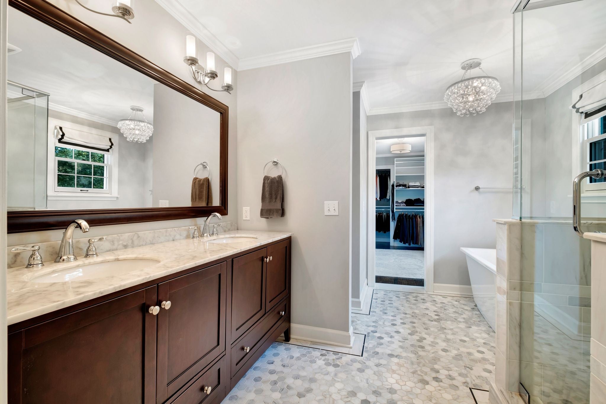 Nashville, Tennessee, 37221, United States, 4 Bedrooms Bedrooms, ,3 BathroomsBathrooms,Residential,Active,1967104