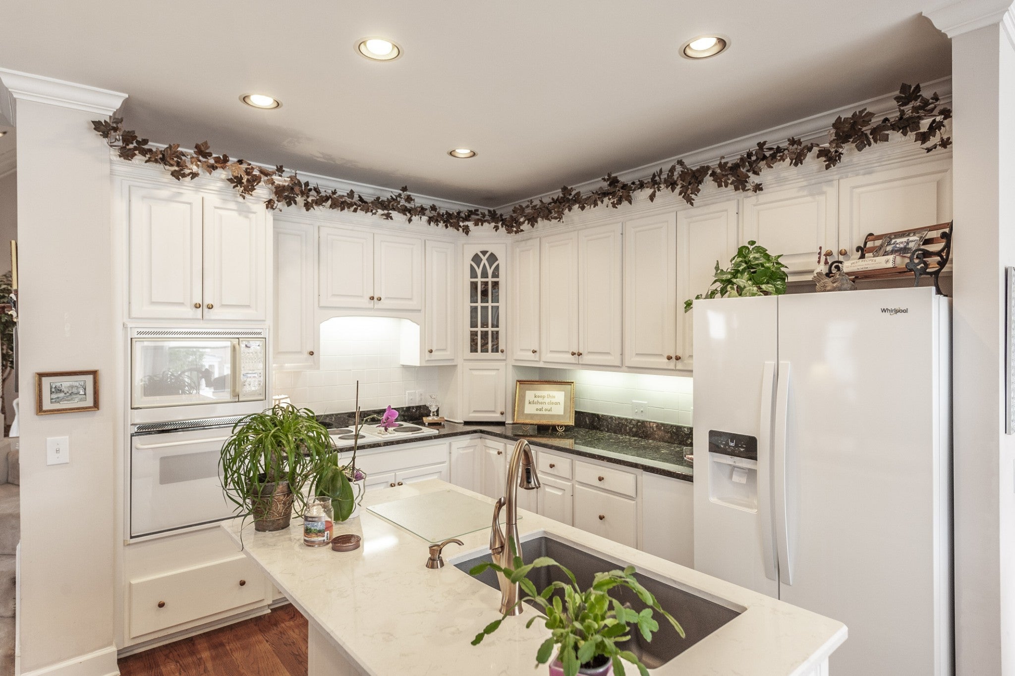 Hendersonville, Tennessee, 37075, United States, 4 Bedrooms Bedrooms, ,4 BathroomsBathrooms,Residential,Active,2003550