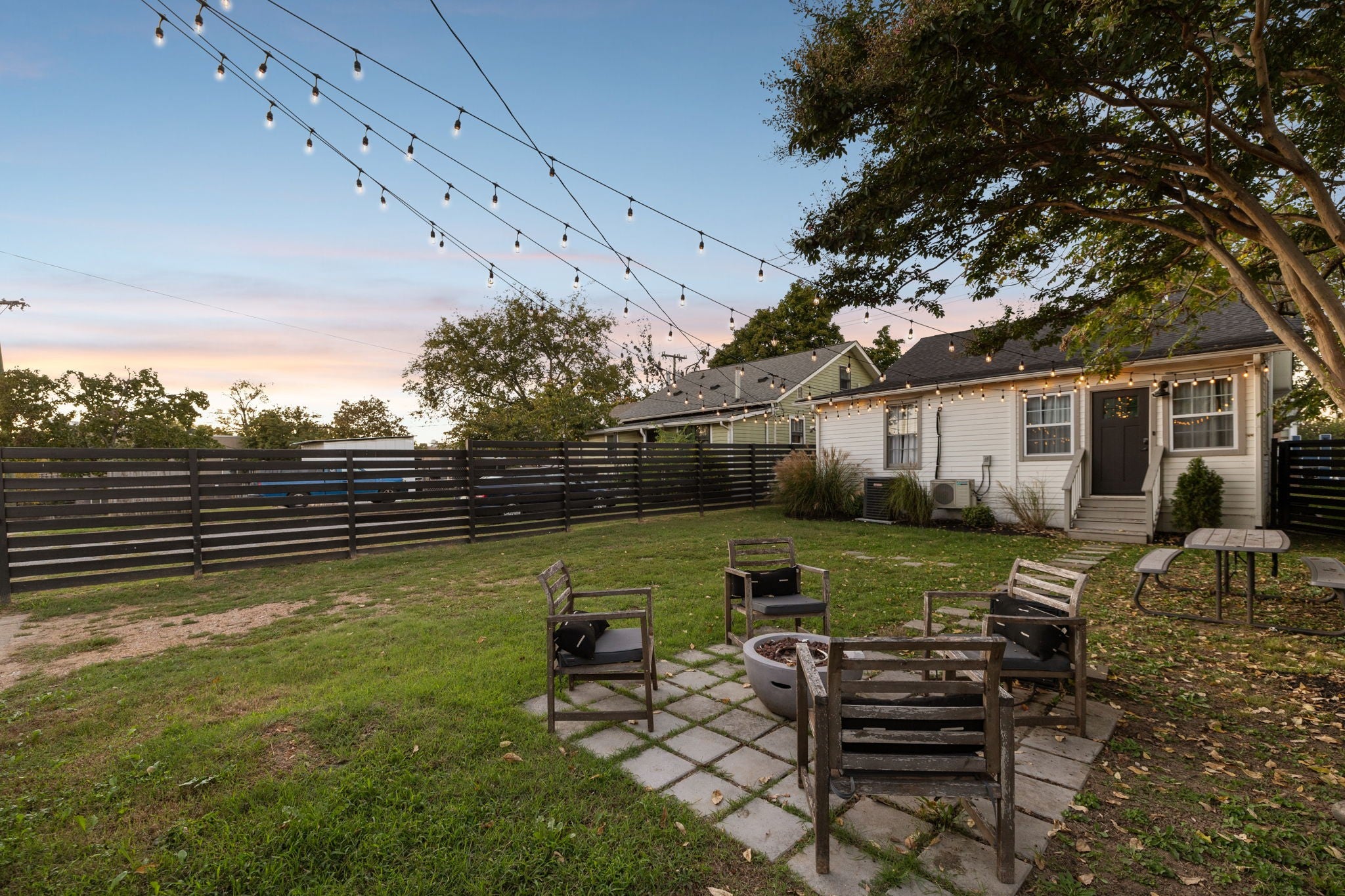 Nashville, Tennessee, 37206, United States, 3 Bedrooms Bedrooms, ,2 BathroomsBathrooms,Residential,Active,1912805