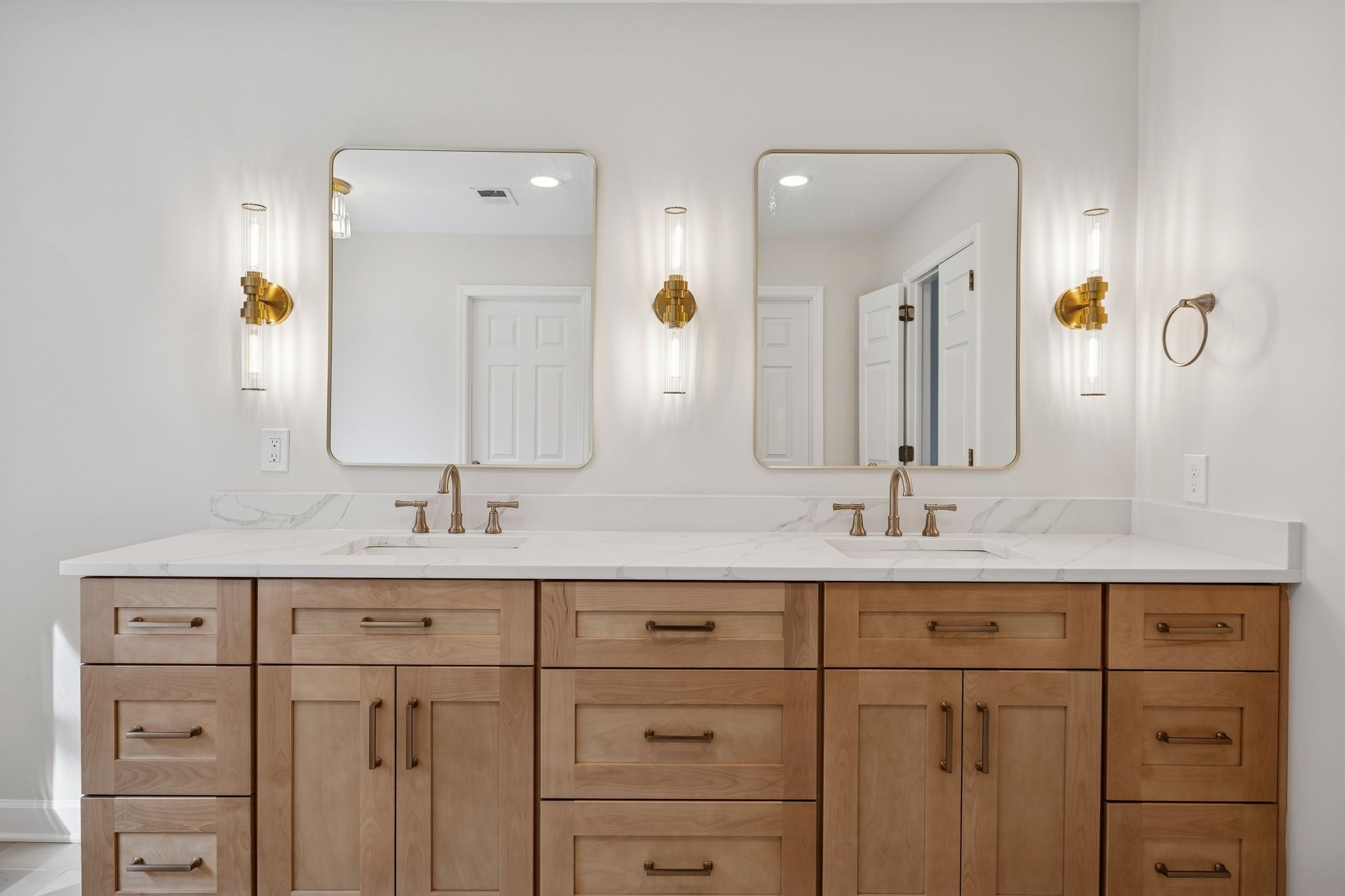 Brentwood, Tennessee, 37027, United States, 5 Bedrooms Bedrooms, ,5 BathroomsBathrooms,Residential,Active,2015259