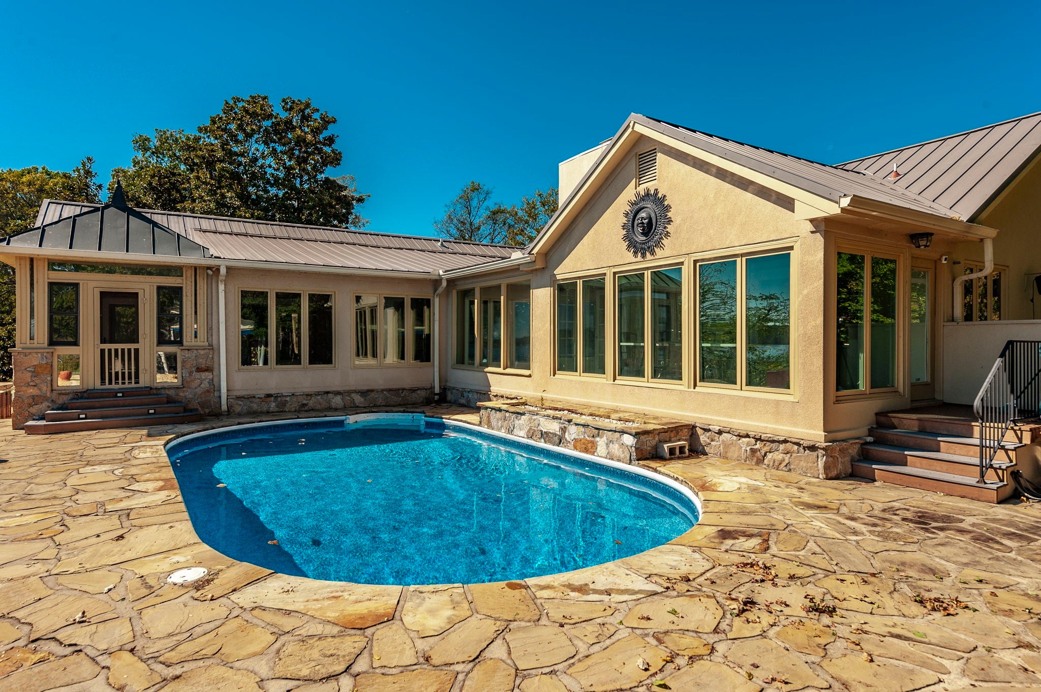 Hendersonville, Tennessee, 37075, United States, 4 Bedrooms Bedrooms, ,4 BathroomsBathrooms,Residential,Active,1959950