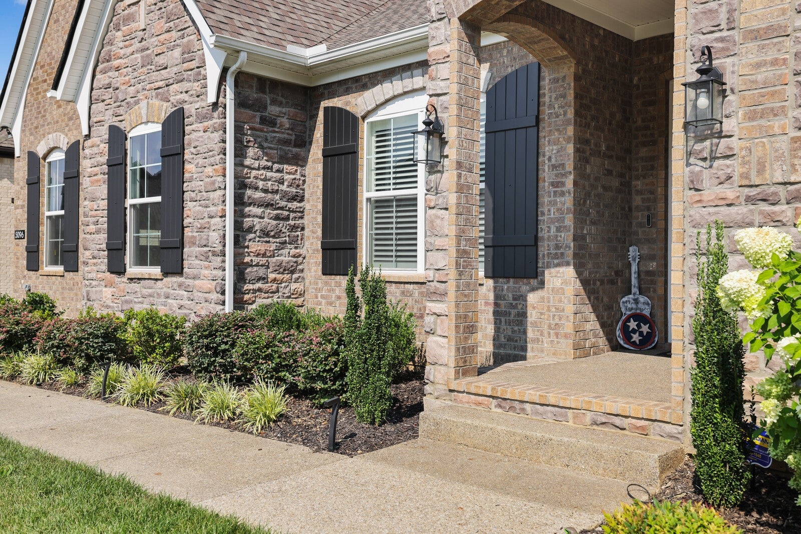 Franklin, Tennessee, 37064, United States, 3 Bedrooms Bedrooms, ,4 BathroomsBathrooms,Residential,Active,1907978