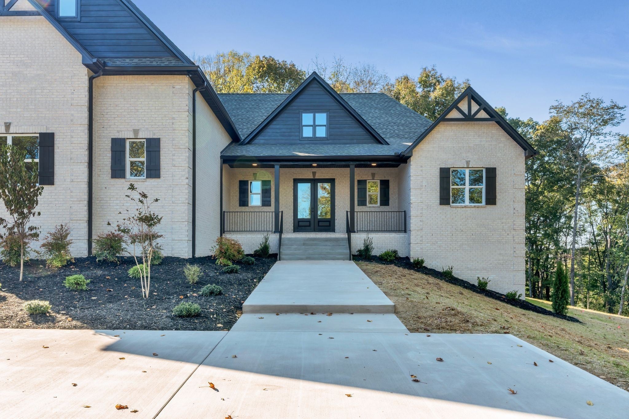 Hendersonville, Tennessee, 37075, United States, 4 Bedrooms Bedrooms, ,4 BathroomsBathrooms,Residential,Active,2011440