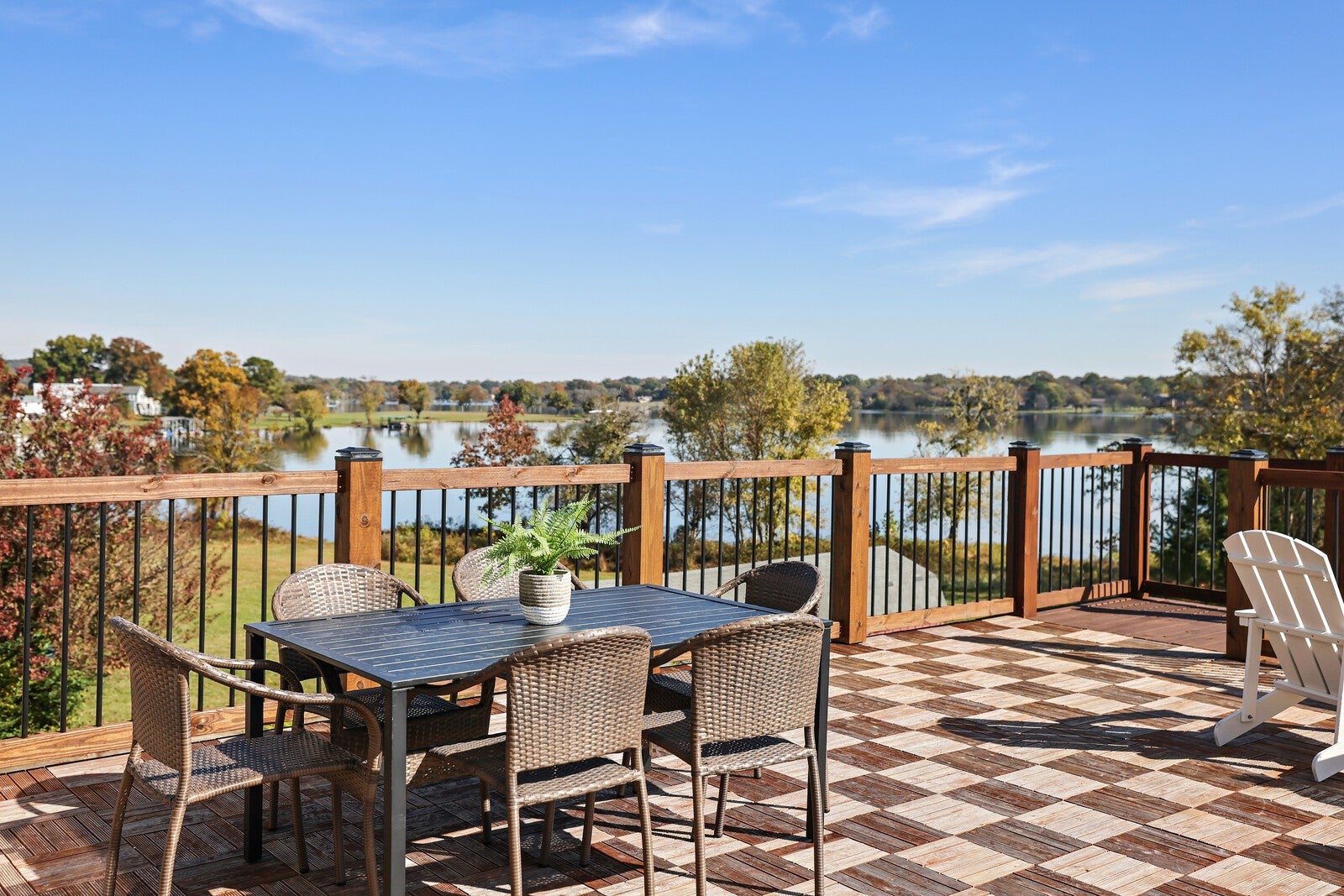 Hendersonville, Tennessee, 37075, United States, 5 Bedrooms Bedrooms, ,5 BathroomsBathrooms,Residential,Active,1988446