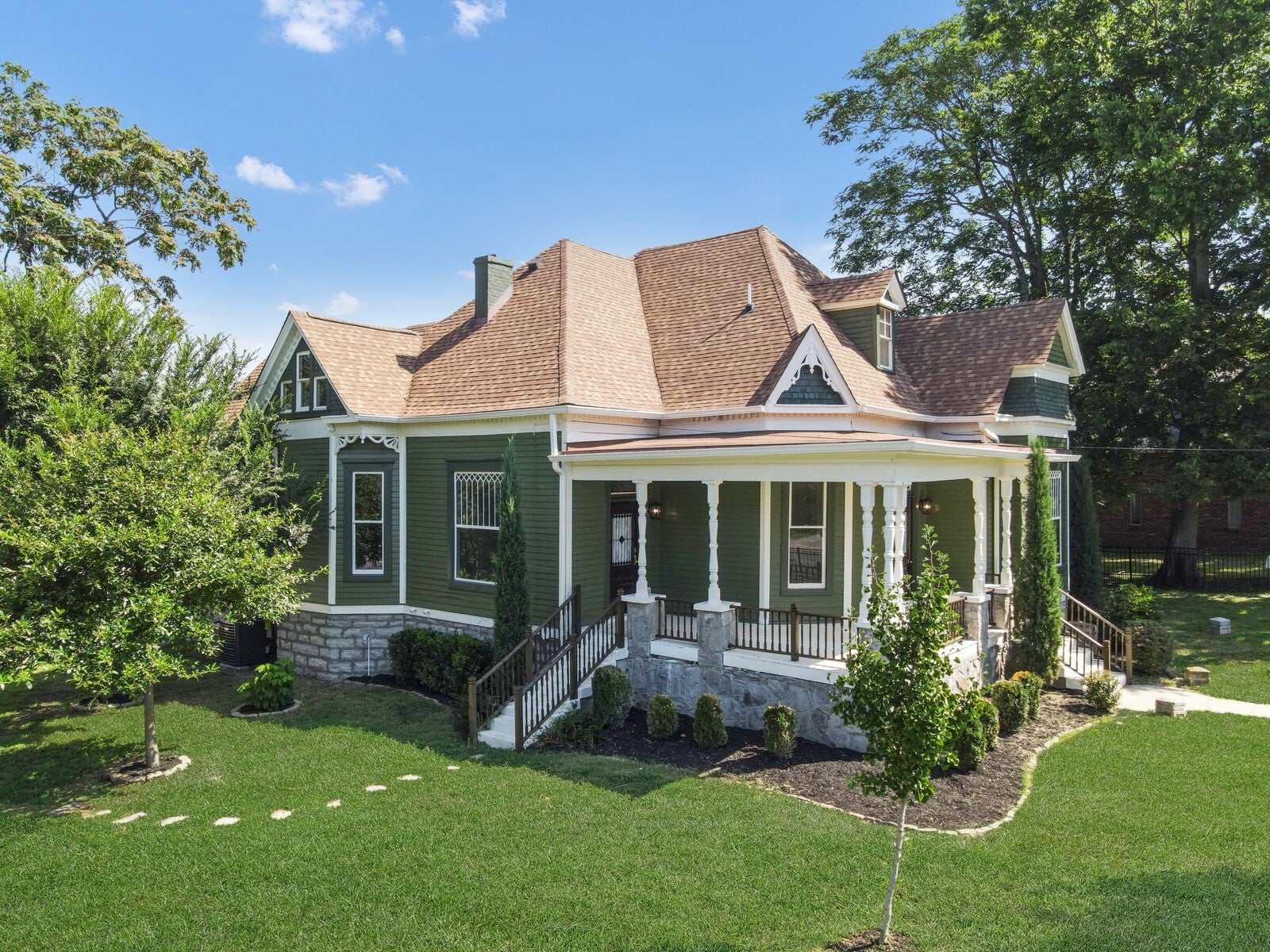 Nashville, Tennessee, 37204, United States, 4 Bedrooms Bedrooms, ,4 BathroomsBathrooms,Residential,Active,1922332
