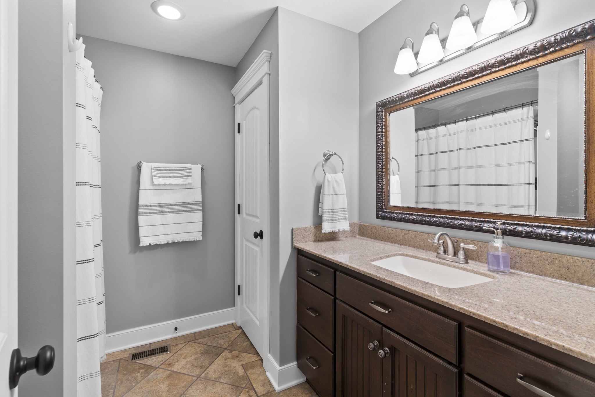 Springfield, Tennessee, 37172, United States, 4 Bedrooms Bedrooms, ,3 BathroomsBathrooms,Residential,Active,2015442