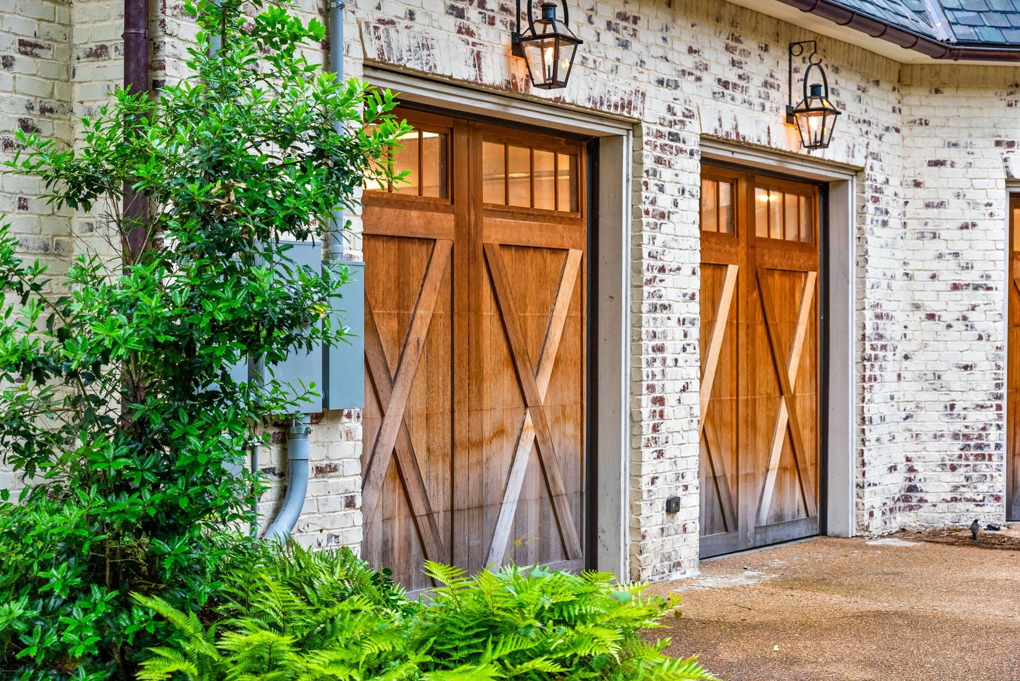 Clarksville, Tennessee, 37043, United States, 7 Bedrooms Bedrooms, ,4 BathroomsBathrooms,Residential,Active,1994960