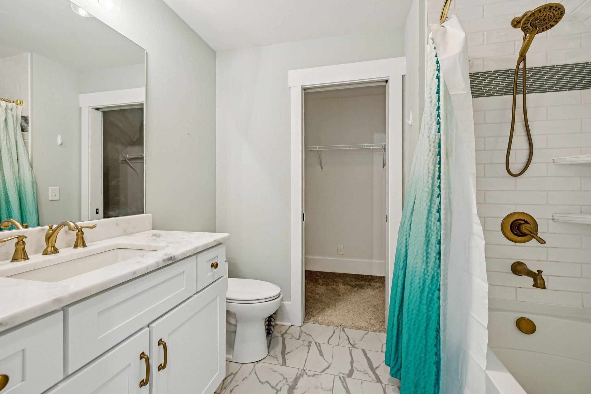 Lebanon, Tennessee, 37090, United States, 3 Bedrooms Bedrooms, ,4 BathroomsBathrooms,Residential,Active,2006888