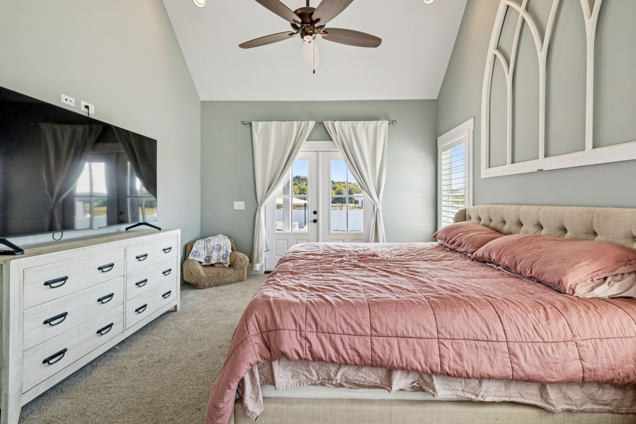 Lebanon, Tennessee, 37090, United States, 3 Bedrooms Bedrooms, ,4 BathroomsBathrooms,Residential,Active,2006888