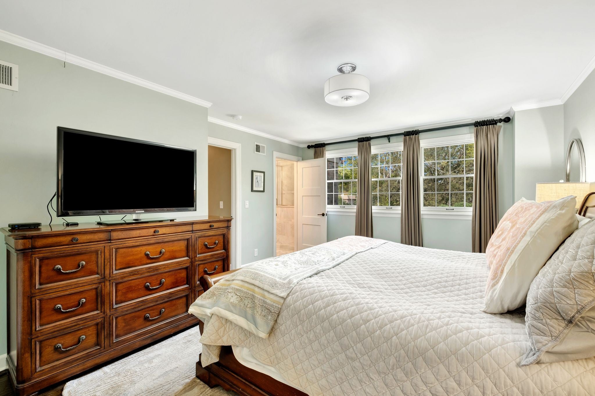 Nashville, Tennessee, 37221, United States, 4 Bedrooms Bedrooms, ,3 BathroomsBathrooms,Residential,Active,1967104