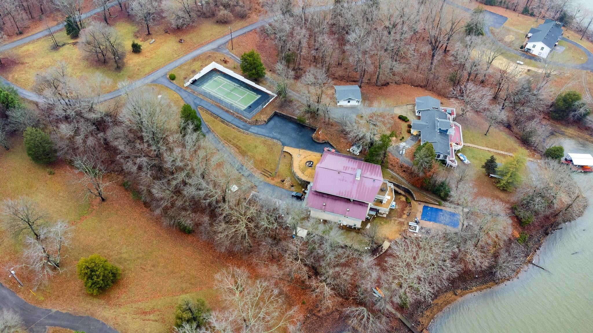 Cadiz, Kentucky, 42211, United States, 8 Bedrooms Bedrooms, ,9 BathroomsBathrooms,Residential,Active,1764487