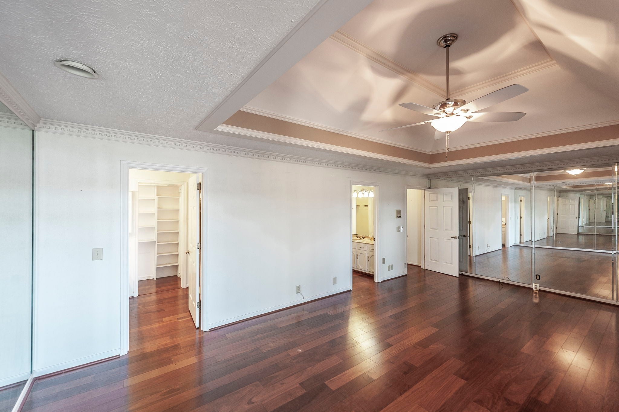 Hendersonville, Tennessee, 37075, United States, 4 Bedrooms Bedrooms, ,4 BathroomsBathrooms,Residential,Active,1959950