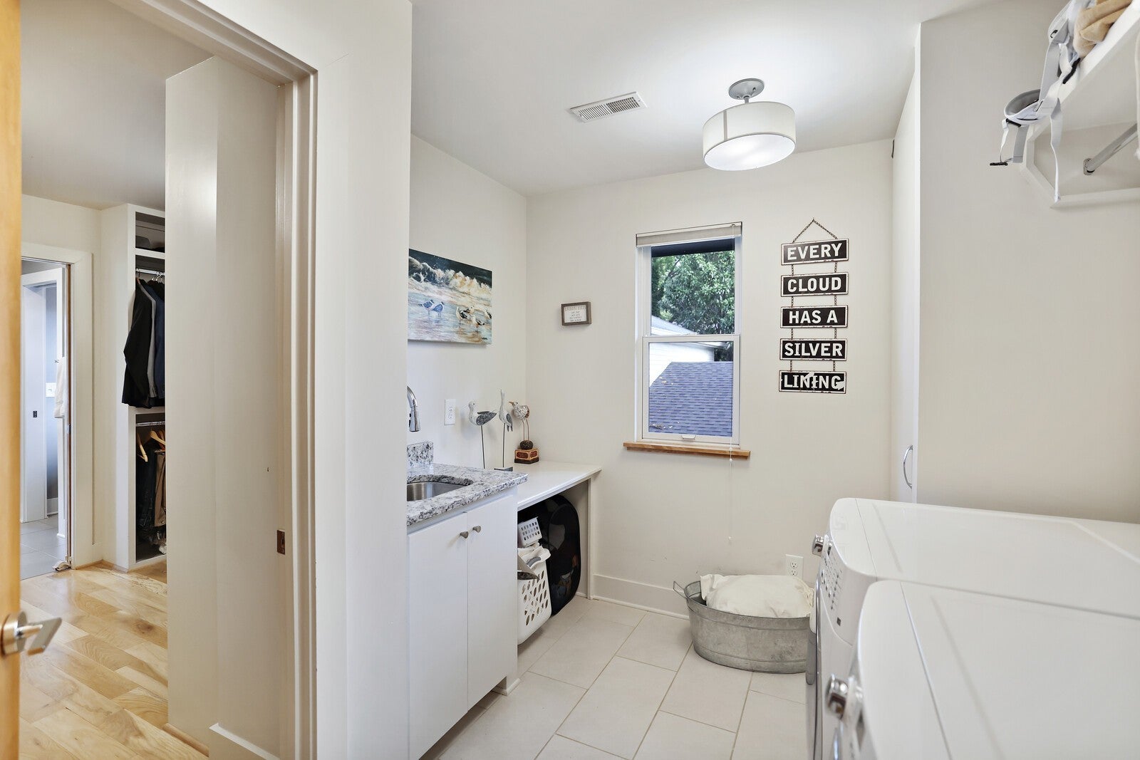 Nashville, Tennessee, 37206, United States, 4 Bedrooms Bedrooms, ,3 BathroomsBathrooms,Residential,Active,1969649