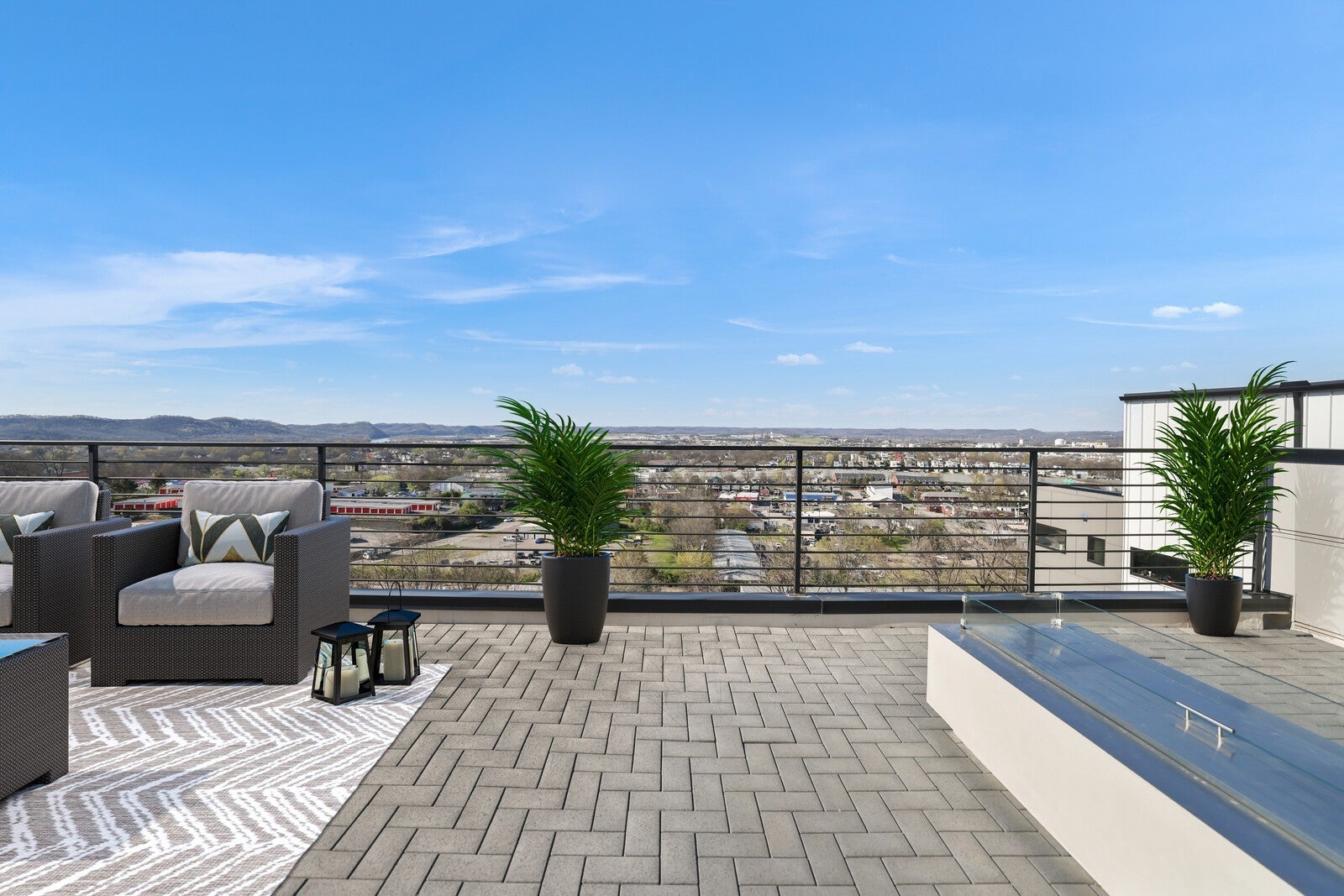 Nashville, Tennessee, 37209, United States, 4 Bedrooms Bedrooms, ,5 BathroomsBathrooms,Residential,Active,1888976