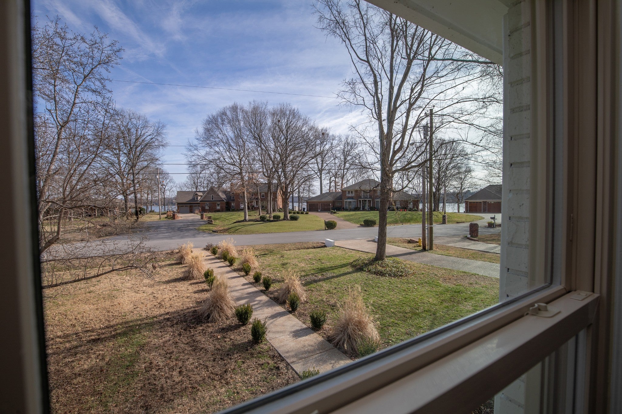 Hendersonville, Tennessee, 37075, United States, 4 Bedrooms Bedrooms, ,3 BathroomsBathrooms,Residential,Active,2014174