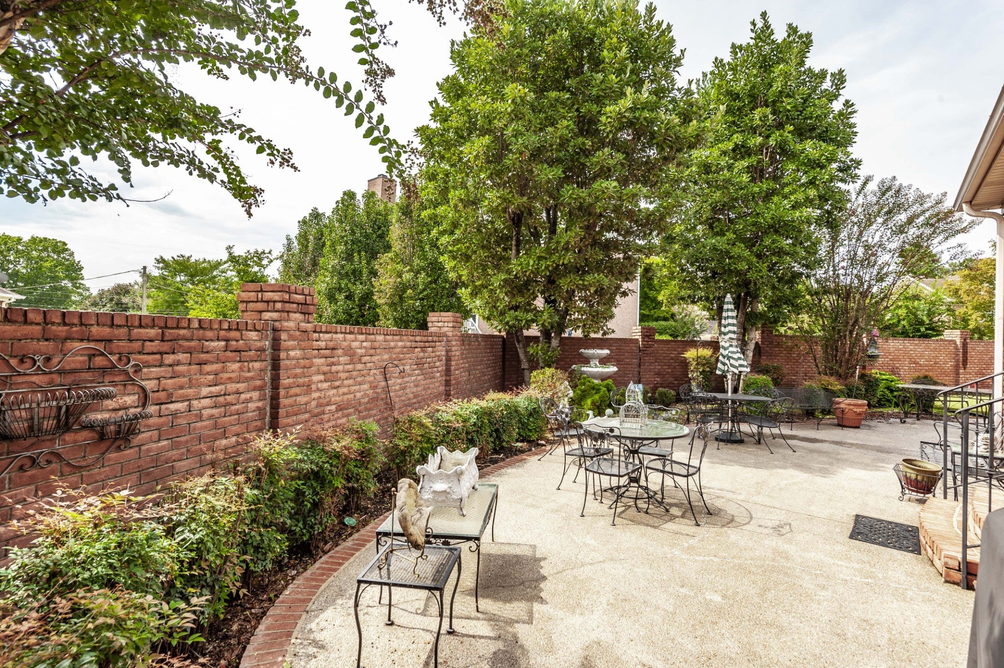 Hendersonville, Tennessee, 37075, United States, 4 Bedrooms Bedrooms, ,4 BathroomsBathrooms,Residential,Active,2003550