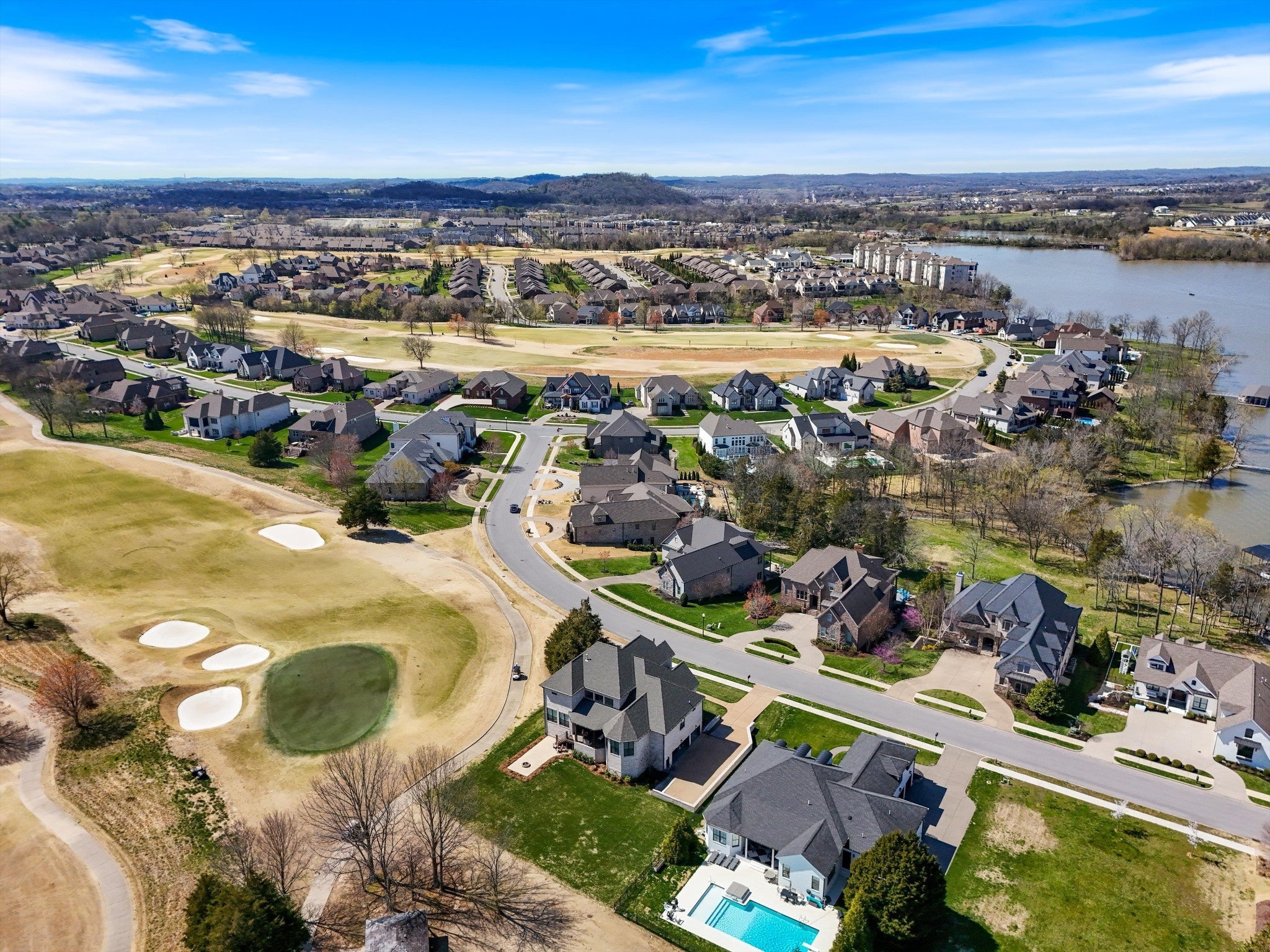 Gallatin, Tennessee, 37066, United States, 4 Bedrooms Bedrooms, ,6 BathroomsBathrooms,Residential,Active,1905350