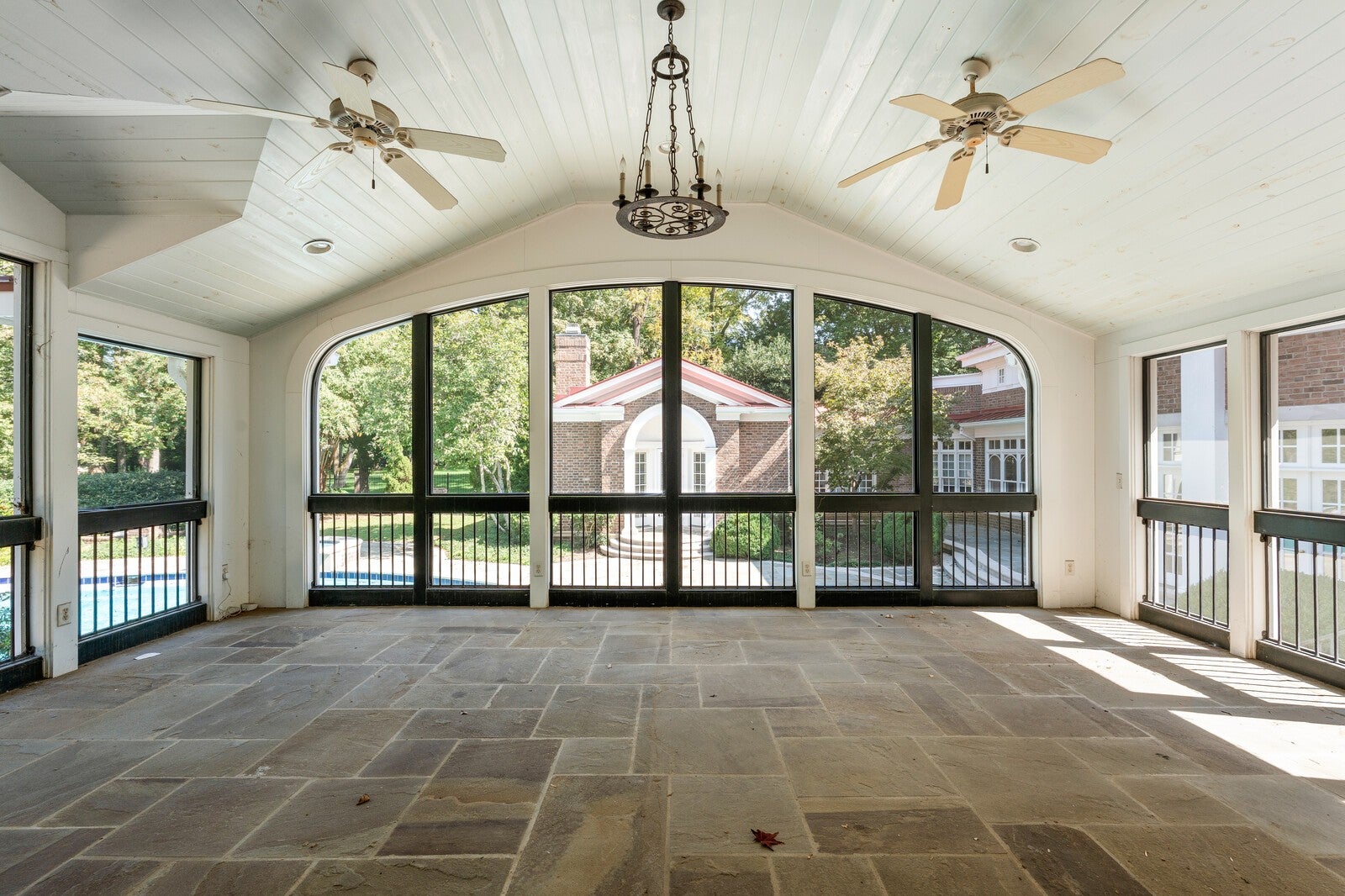 Nashville, Tennessee, 37205, United States, 5 Bedrooms Bedrooms, ,7 BathroomsBathrooms,Residential,Active,1965991