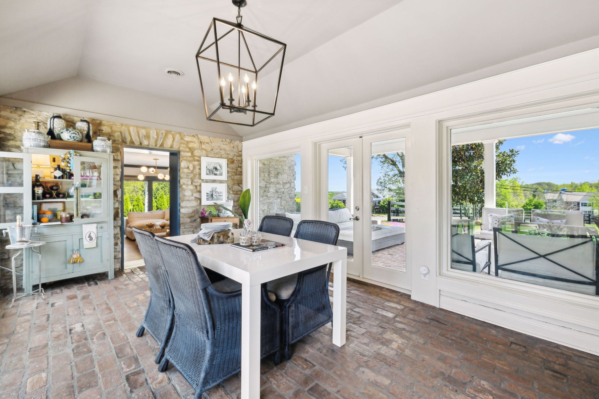 Hendersonville, Tennessee, 37075, United States, 4 Bedrooms Bedrooms, ,4 BathroomsBathrooms,Residential,Active,1889035