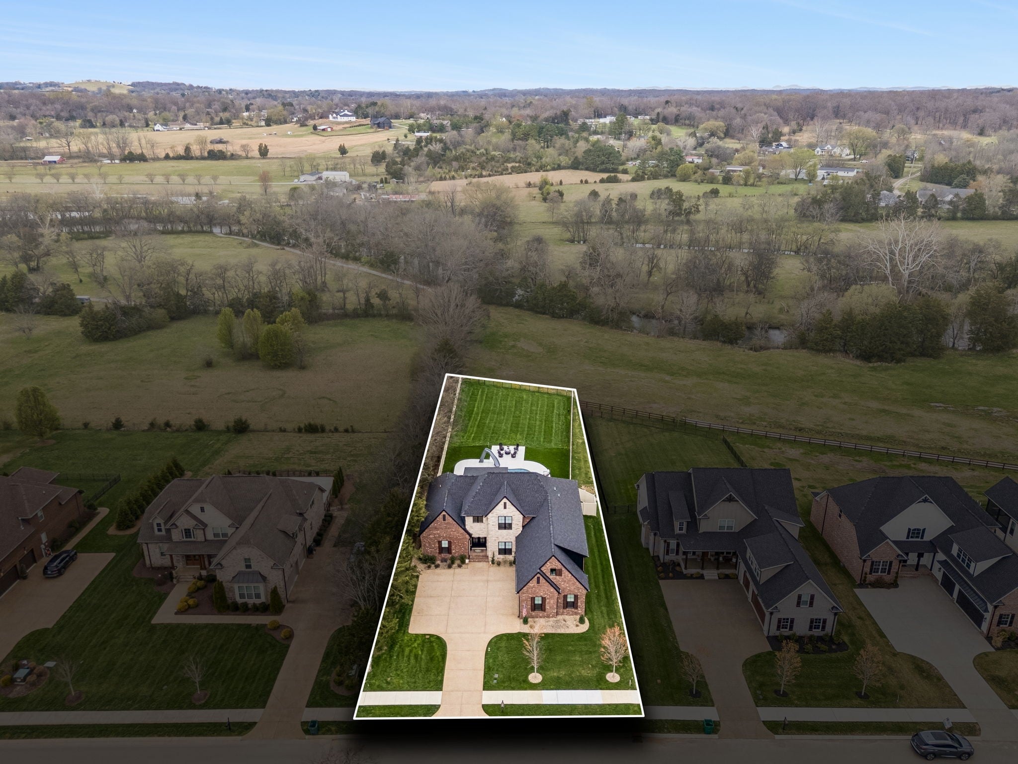 Lebanon, Tennessee, 37087, United States, 4 Bedrooms Bedrooms, ,3 BathroomsBathrooms,Residential,Active,2028529