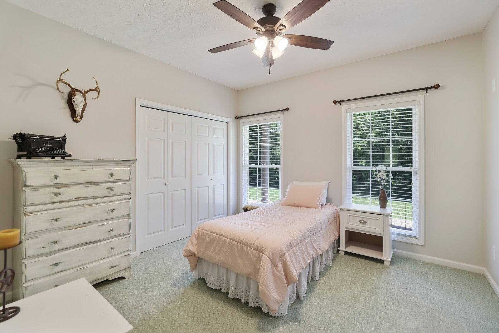 Culleoka, Tennessee, 38451, United States, 3 Bedrooms Bedrooms, ,5 BathroomsBathrooms,Residential,Active,2007337