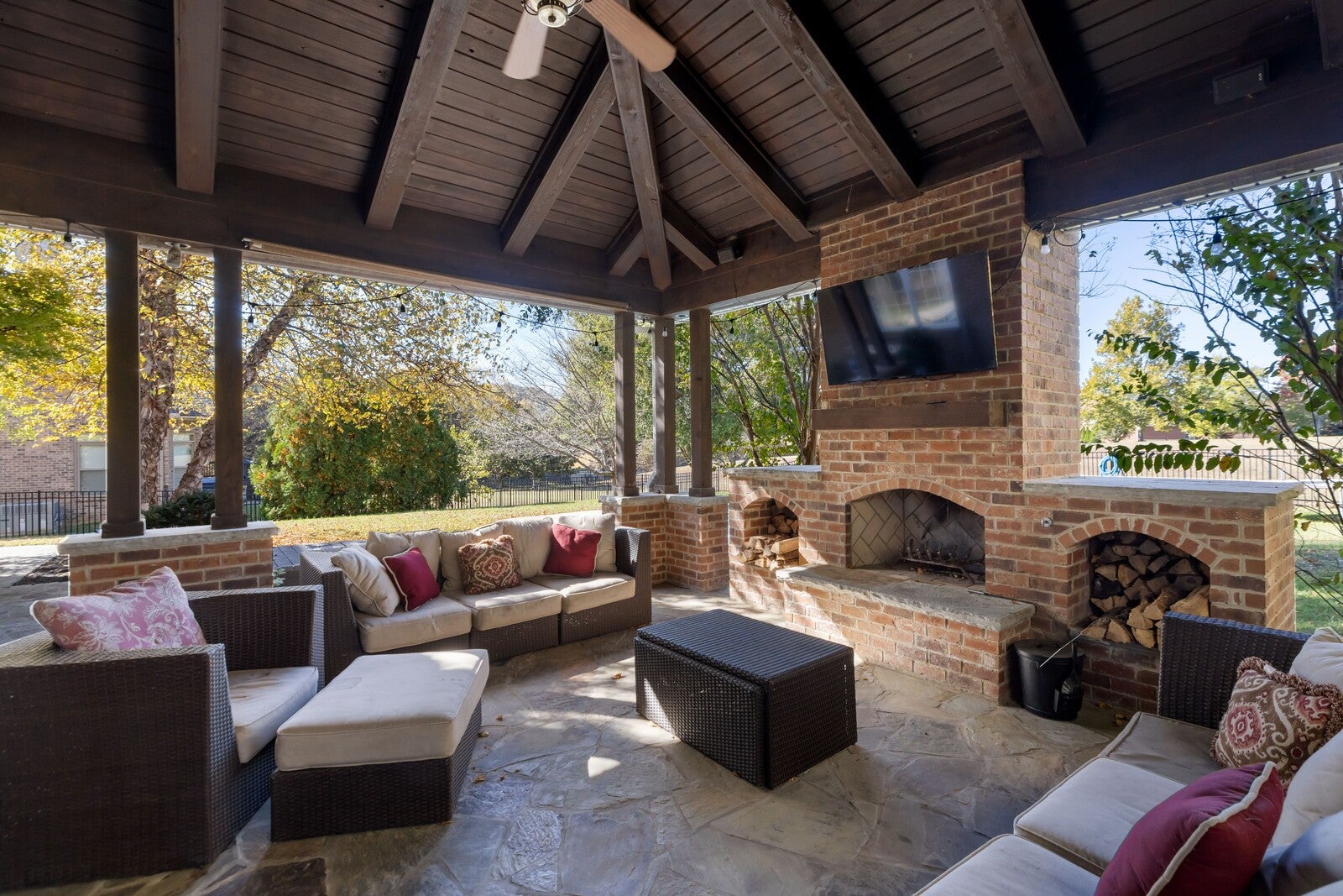 Brentwood, Tennessee, 37027, United States, 5 Bedrooms Bedrooms, ,4 BathroomsBathrooms,Residential,Active,2006880