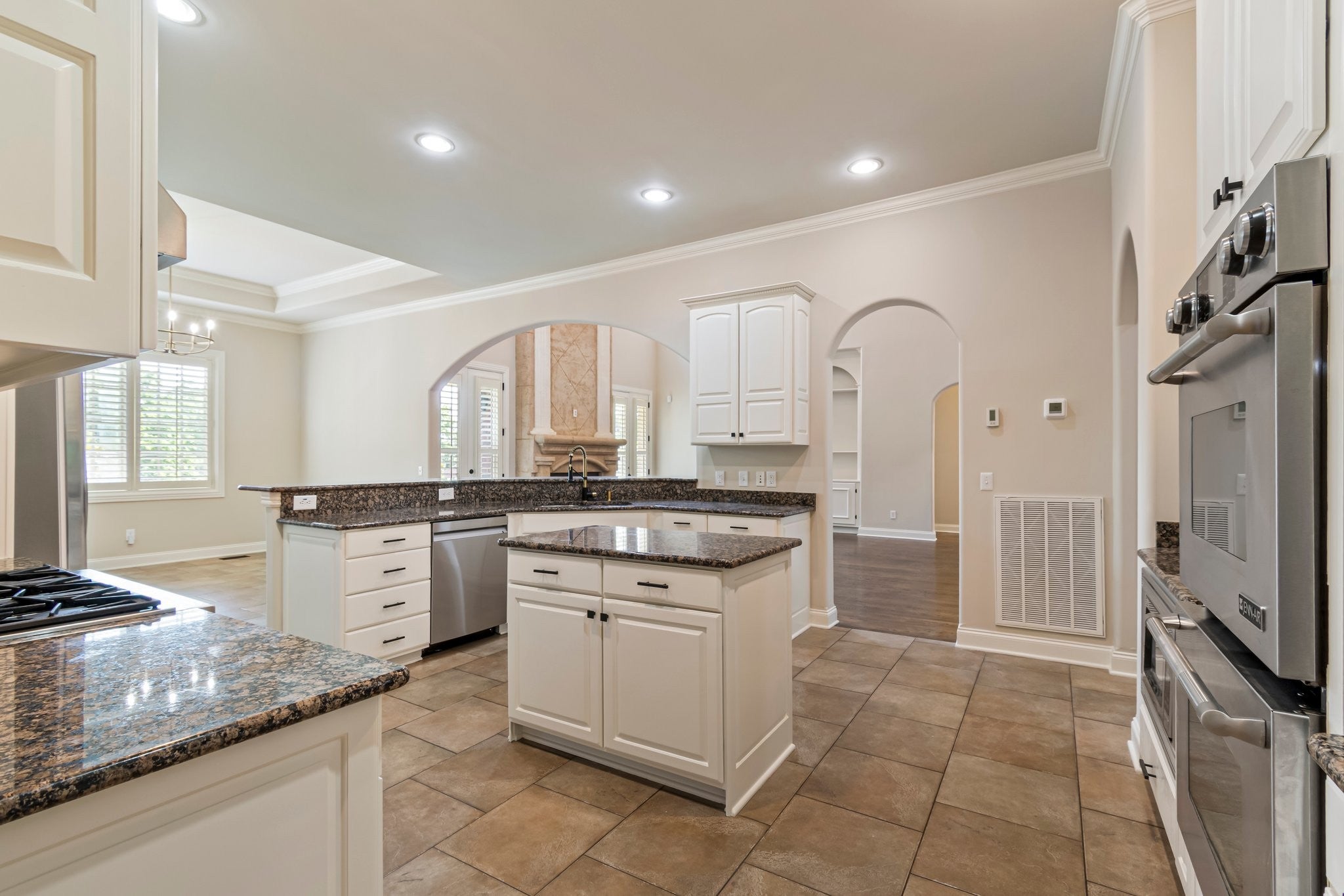 Brentwood, Tennessee, 37027, United States, 5 Bedrooms Bedrooms, ,6 BathroomsBathrooms,Residential,Active,1985582