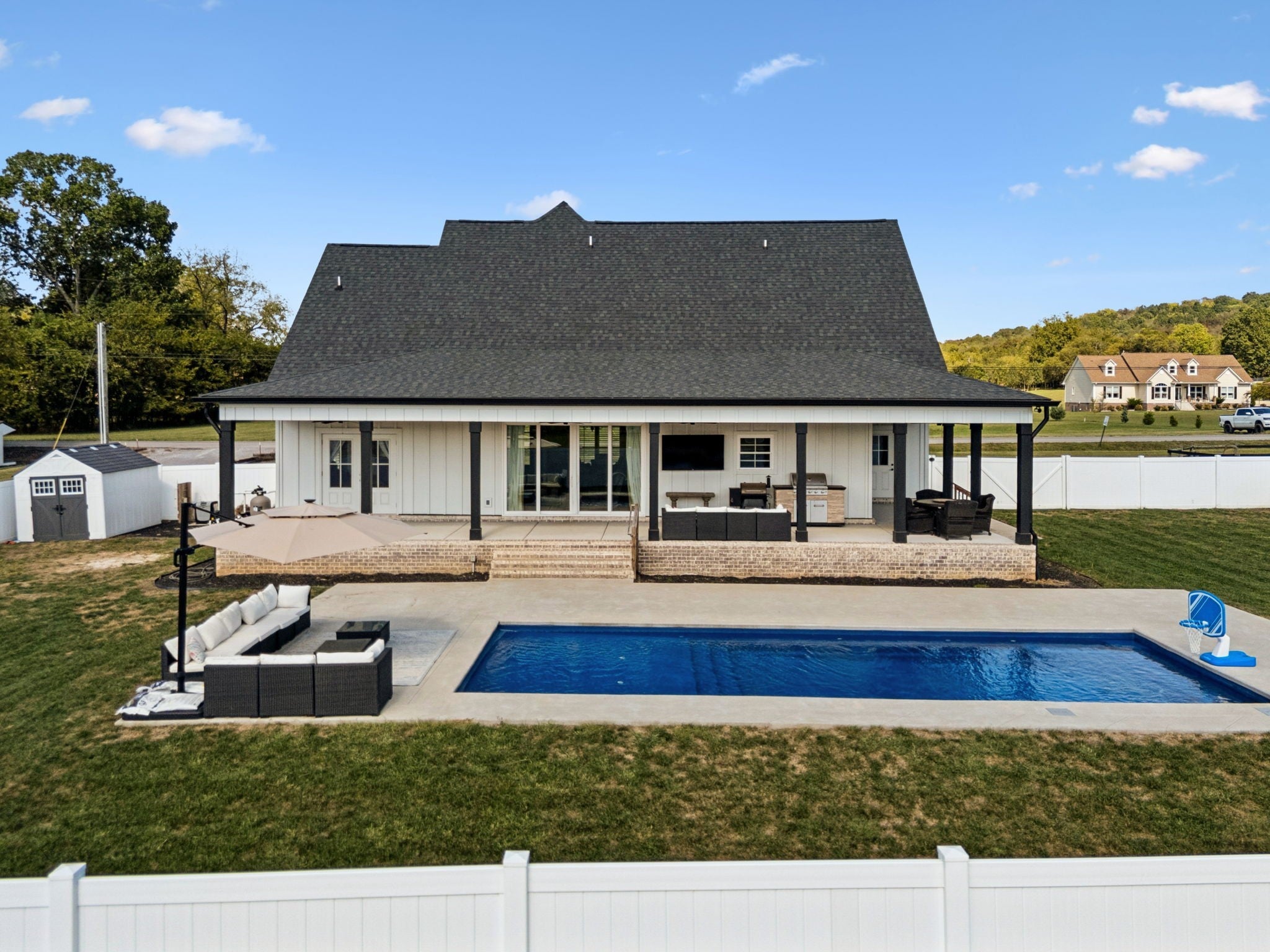 Lebanon, Tennessee, 37090, United States, 3 Bedrooms Bedrooms, ,4 BathroomsBathrooms,Residential,Active,2006888