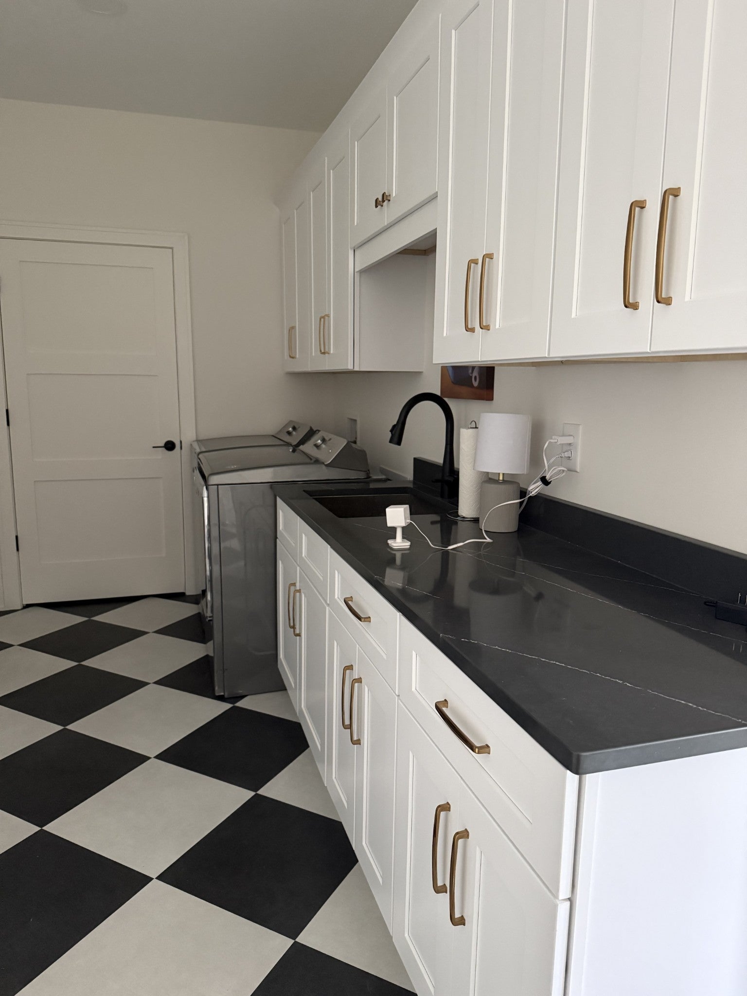 Columbia, Tennessee, 38401, United States, 4 Bedrooms Bedrooms, ,4 BathroomsBathrooms,Residential,Active,1996576