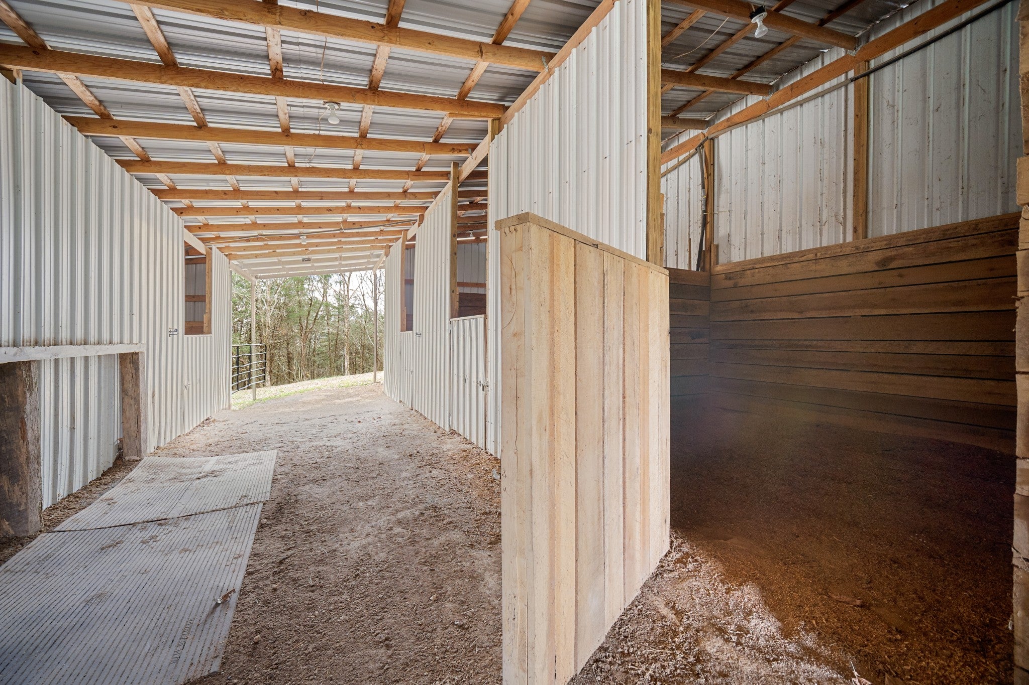 Dowelltown, Tennessee, 37059, United States, 4 Bedrooms Bedrooms, ,2 BathroomsBathrooms,Residential,Active,1745626