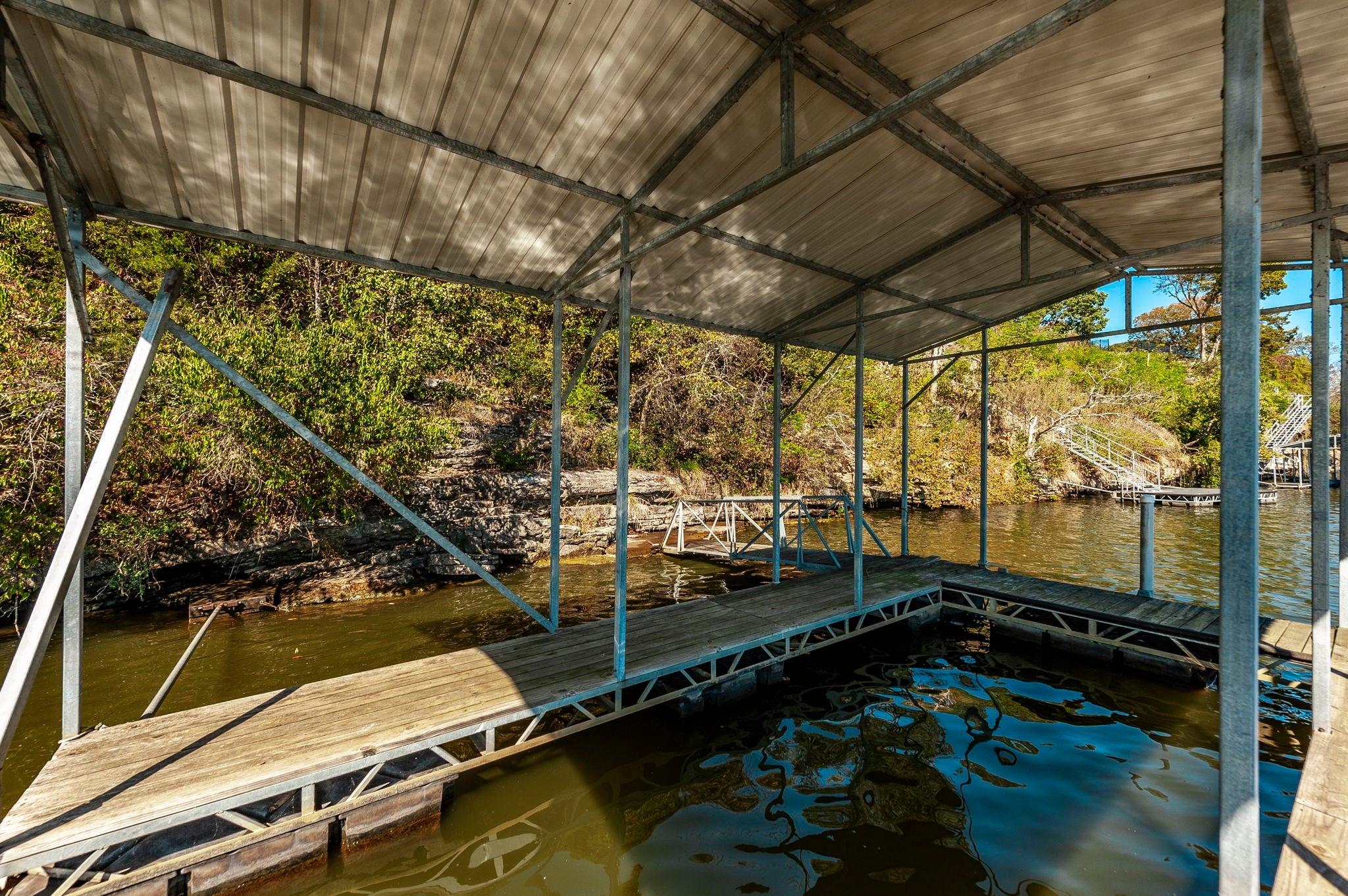 Hendersonville, Tennessee, 37075, United States, 4 Bedrooms Bedrooms, ,4 BathroomsBathrooms,Residential,Active,1959950