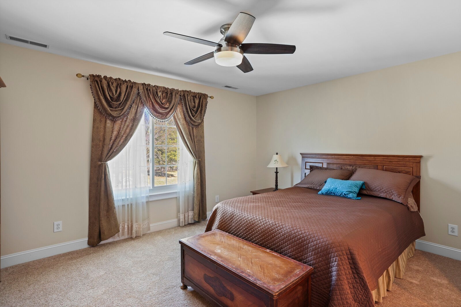 Portland, Tennessee, 37148, United States, 4 Bedrooms Bedrooms, ,4 BathroomsBathrooms,Residential,Active,1929805