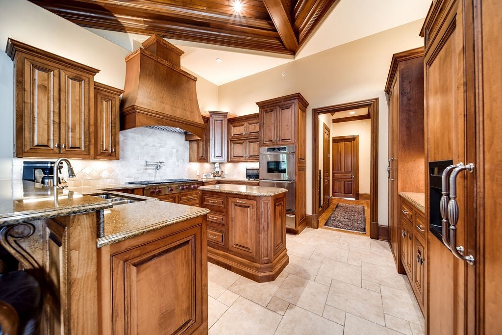 Hendersonville, Tennessee, 37075, United States, 4 Bedrooms Bedrooms, ,4 BathroomsBathrooms,Residential,Active,1936380
