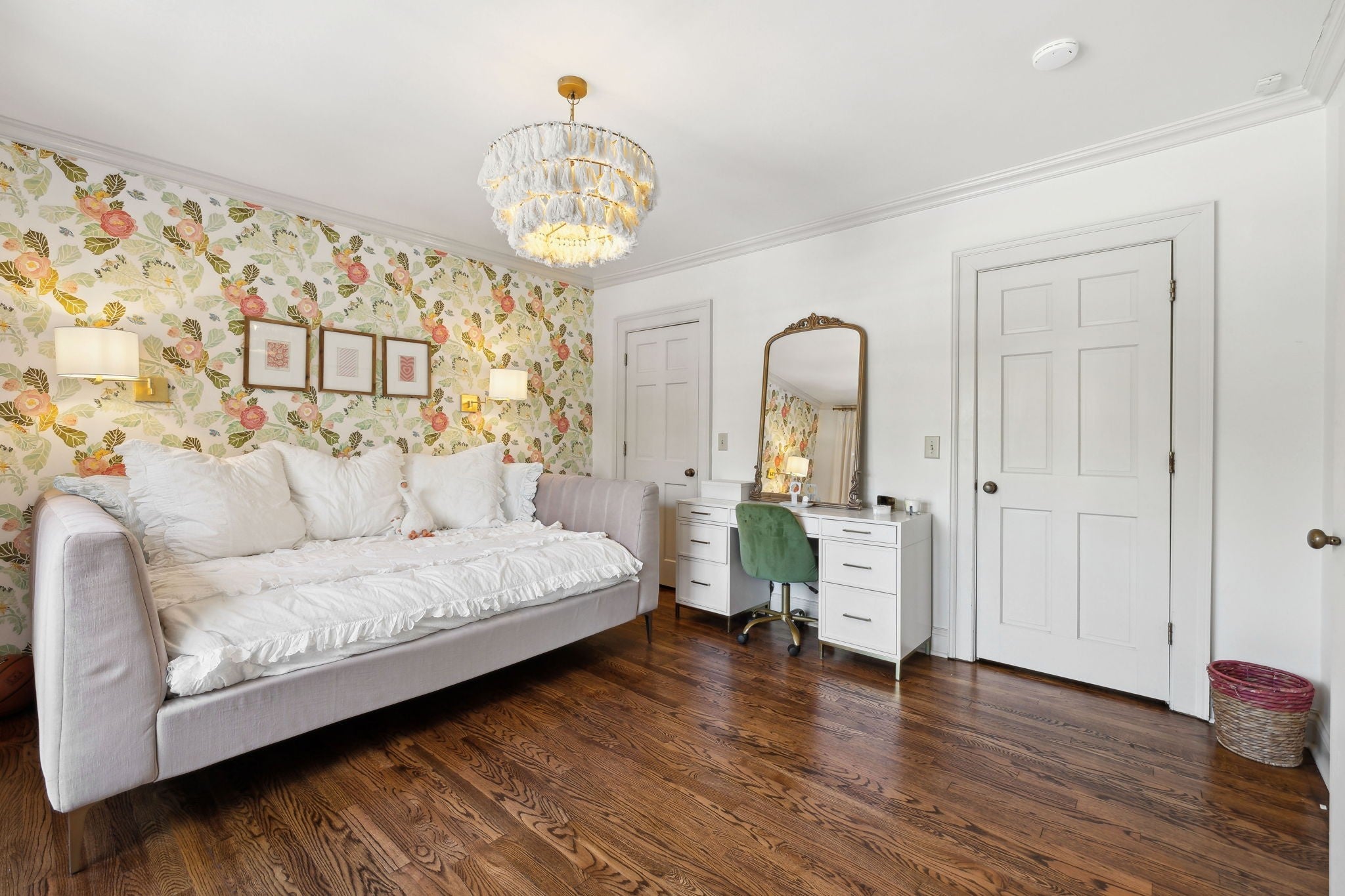 Hendersonville, Tennessee, 37075, United States, 4 Bedrooms Bedrooms, ,4 BathroomsBathrooms,Residential,Active,1889035