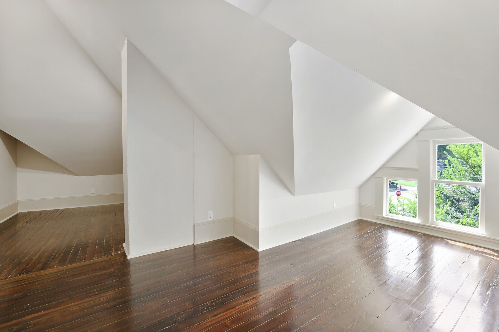 Nashville, Tennessee, 37204, United States, 4 Bedrooms Bedrooms, ,4 BathroomsBathrooms,Residential,Active,1922332