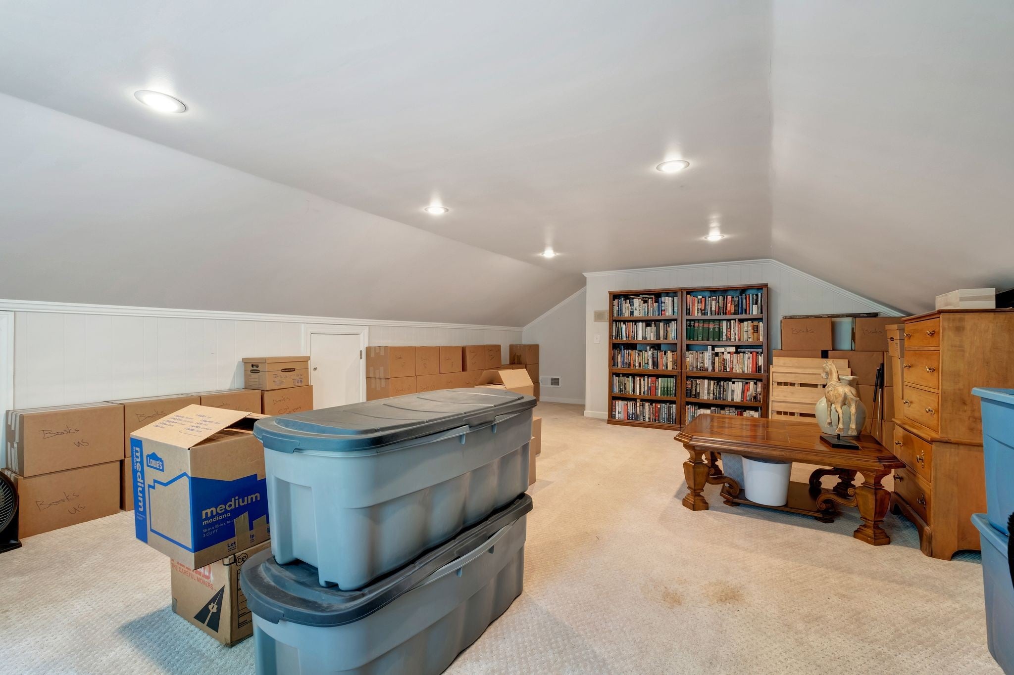 Nashville, Tennessee, 37221, United States, 4 Bedrooms Bedrooms, ,3 BathroomsBathrooms,Residential,Active,1967104