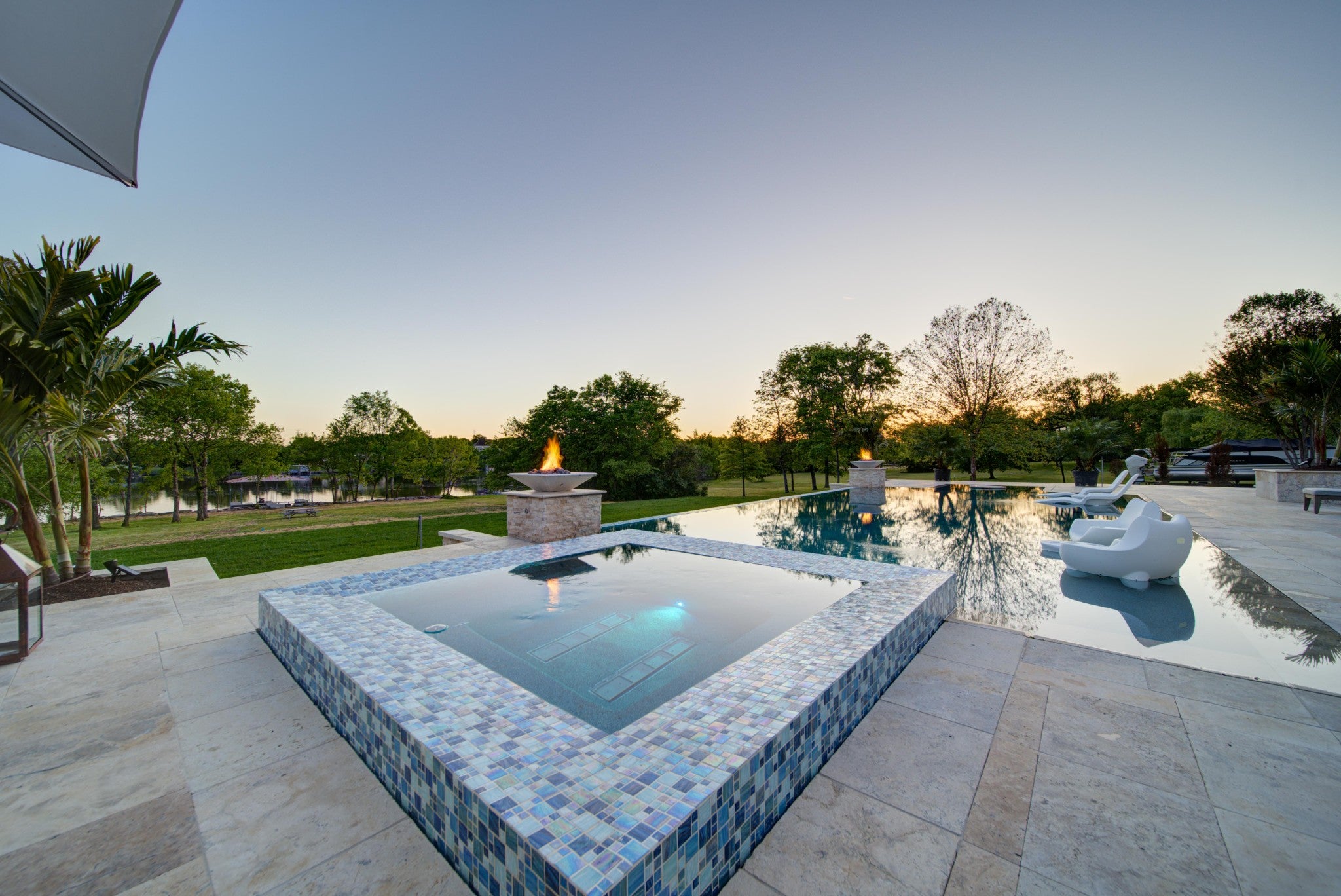 Gallatin, Tennessee, 37066, United States, 4 Bedrooms Bedrooms, ,5 BathroomsBathrooms,Residential,Active,1986918