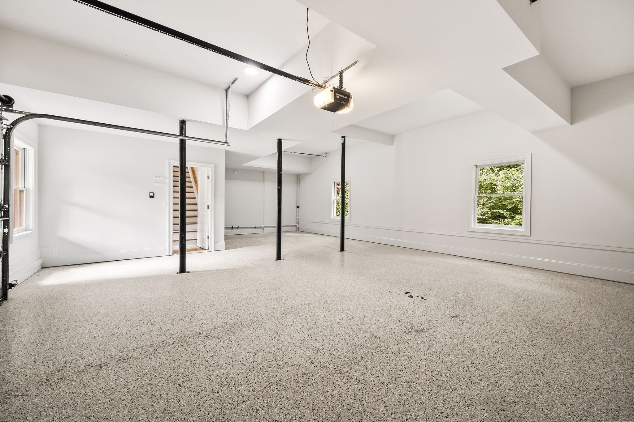 Brentwood, Tennessee, 37027, United States, 5 Bedrooms Bedrooms, ,5 BathroomsBathrooms,Residential,Active,1992550