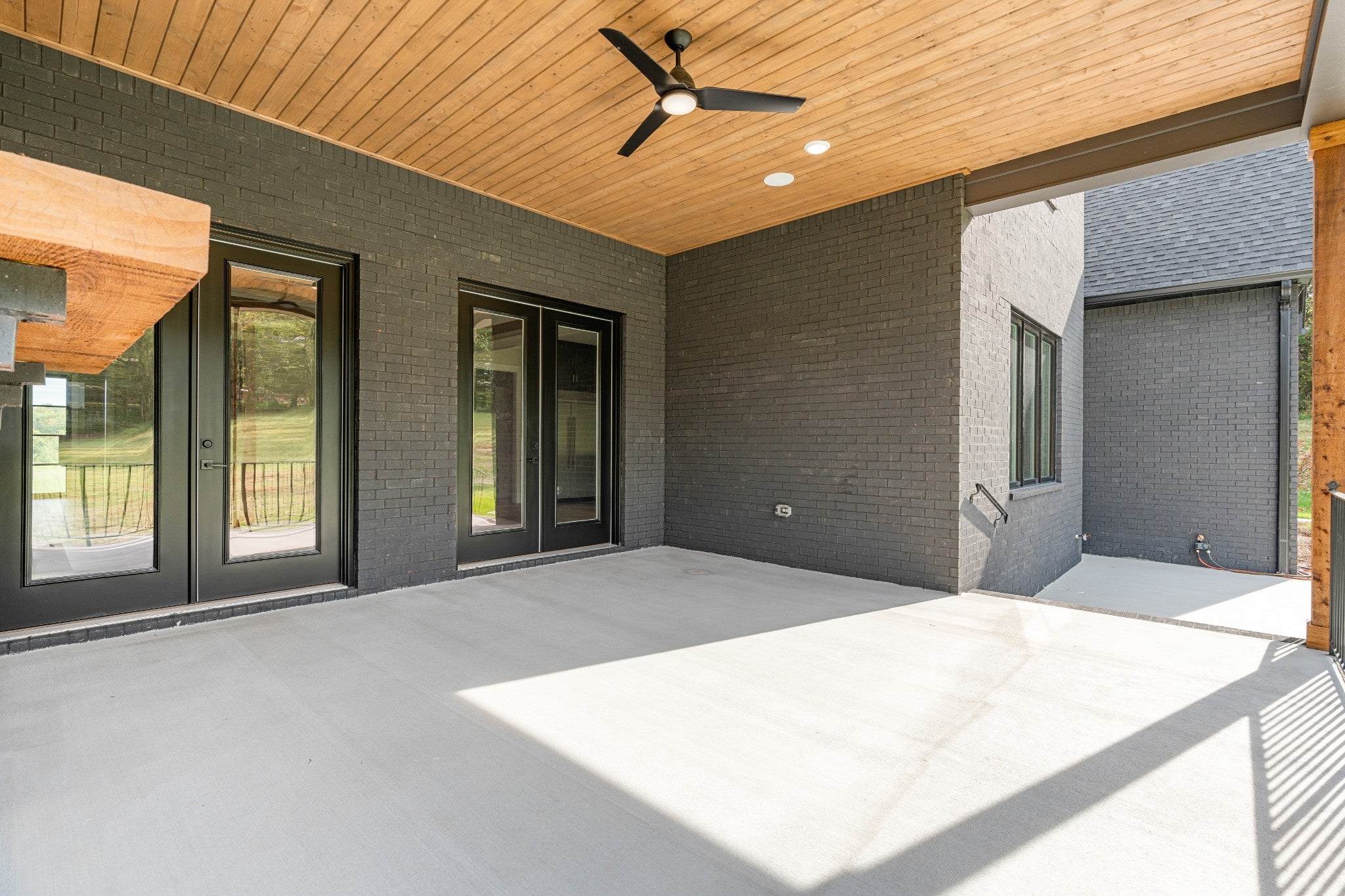 Lebanon, Tennessee, 37090, United States, 5 Bedrooms Bedrooms, ,7 BathroomsBathrooms,Residential,Active,1927656