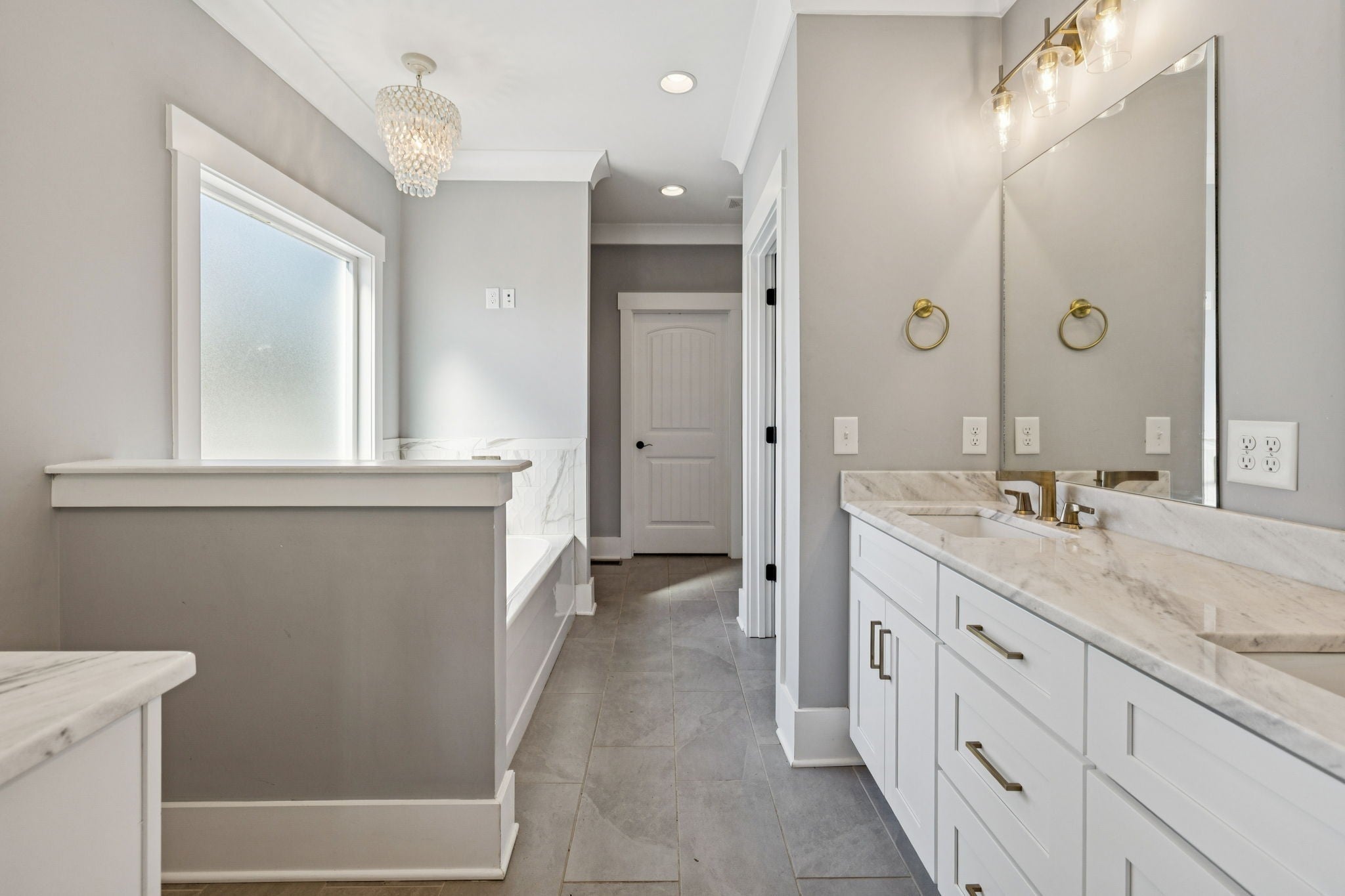 Lebanon, Tennessee, 37090, United States, 3 Bedrooms Bedrooms, ,4 BathroomsBathrooms,Residential,Active,2006888