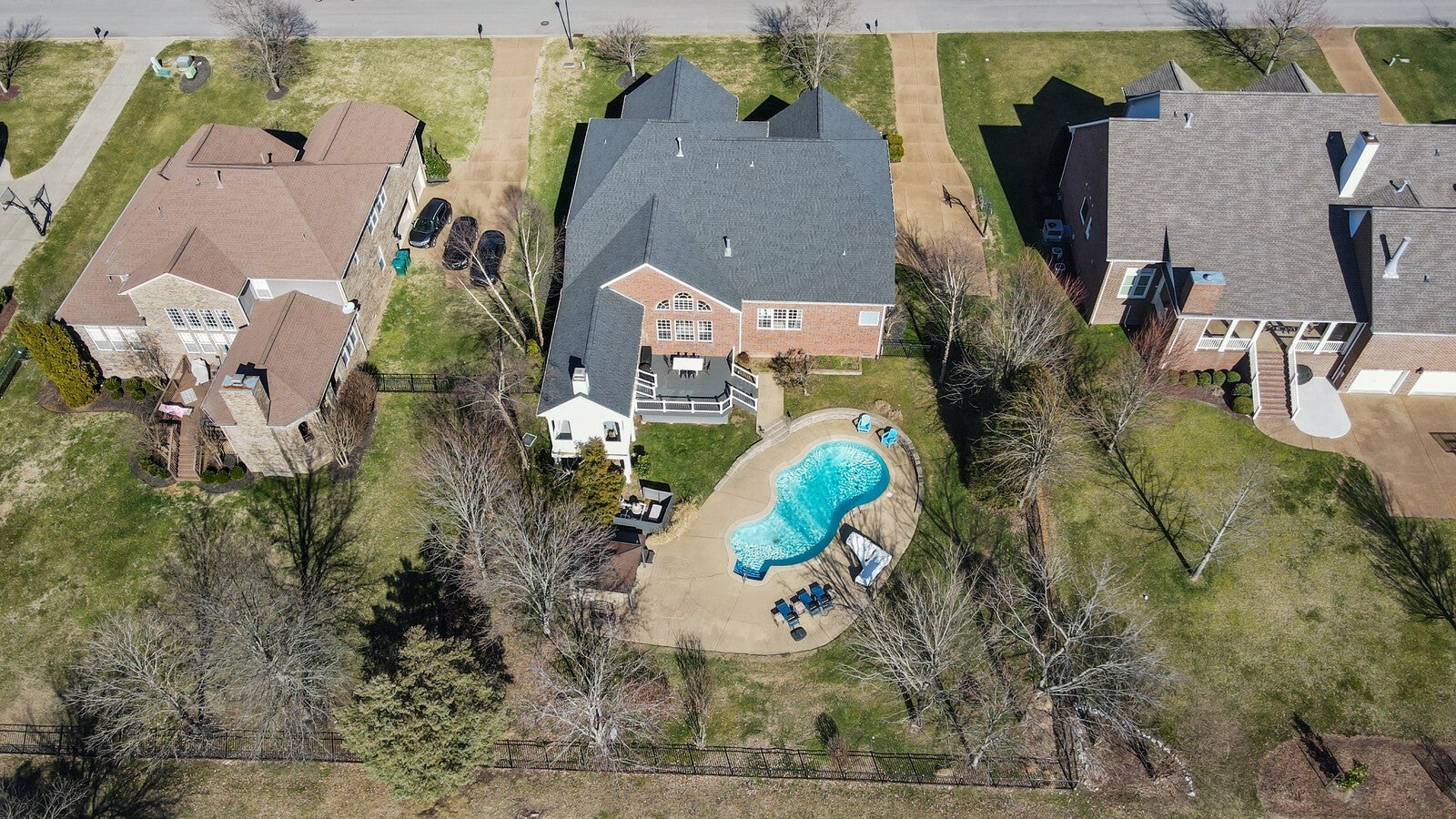 Brentwood, Tennessee, 37027, United States, 4 Bedrooms Bedrooms, ,5 BathroomsBathrooms,Residential,Active,2023870