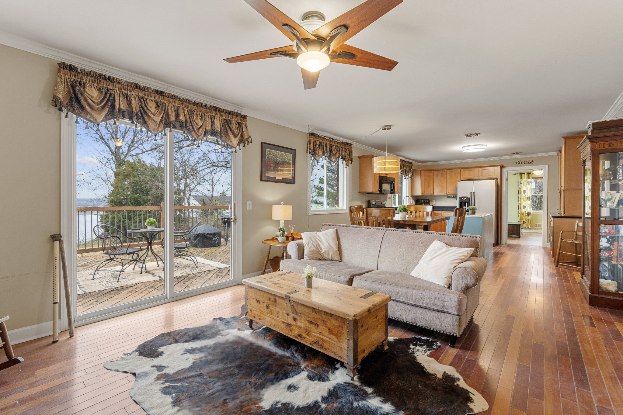 Old Hickory, Tennessee, 37138, United States, 4 Bedrooms Bedrooms, ,2 BathroomsBathrooms,Residential,Active,2008731