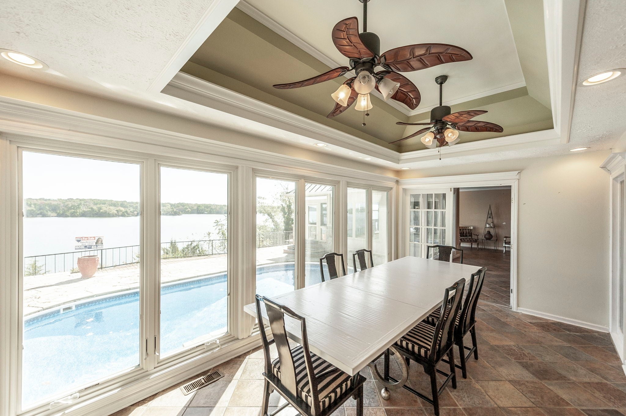 Hendersonville, Tennessee, 37075, United States, 4 Bedrooms Bedrooms, ,4 BathroomsBathrooms,Residential,Active,1959950