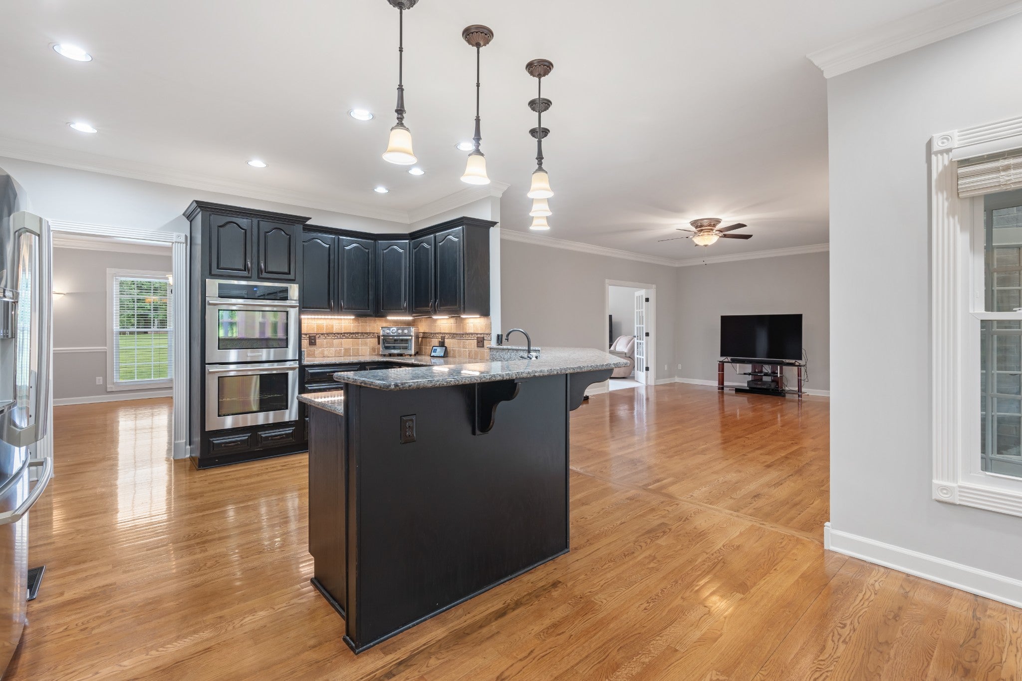 Gallatin, Tennessee, 37066, United States, 4 Bedrooms Bedrooms, ,5 BathroomsBathrooms,Residential,Active,1834473