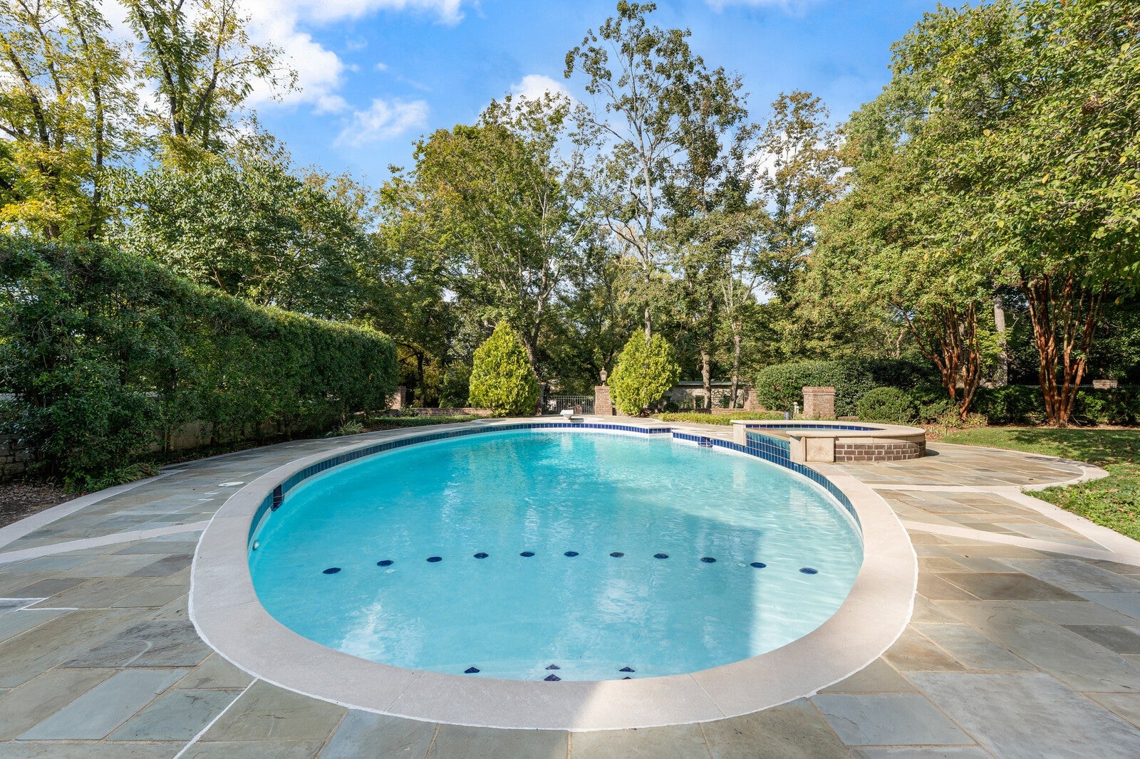 Nashville, Tennessee, 37205, United States, 5 Bedrooms Bedrooms, ,7 BathroomsBathrooms,Residential,Active,1965991