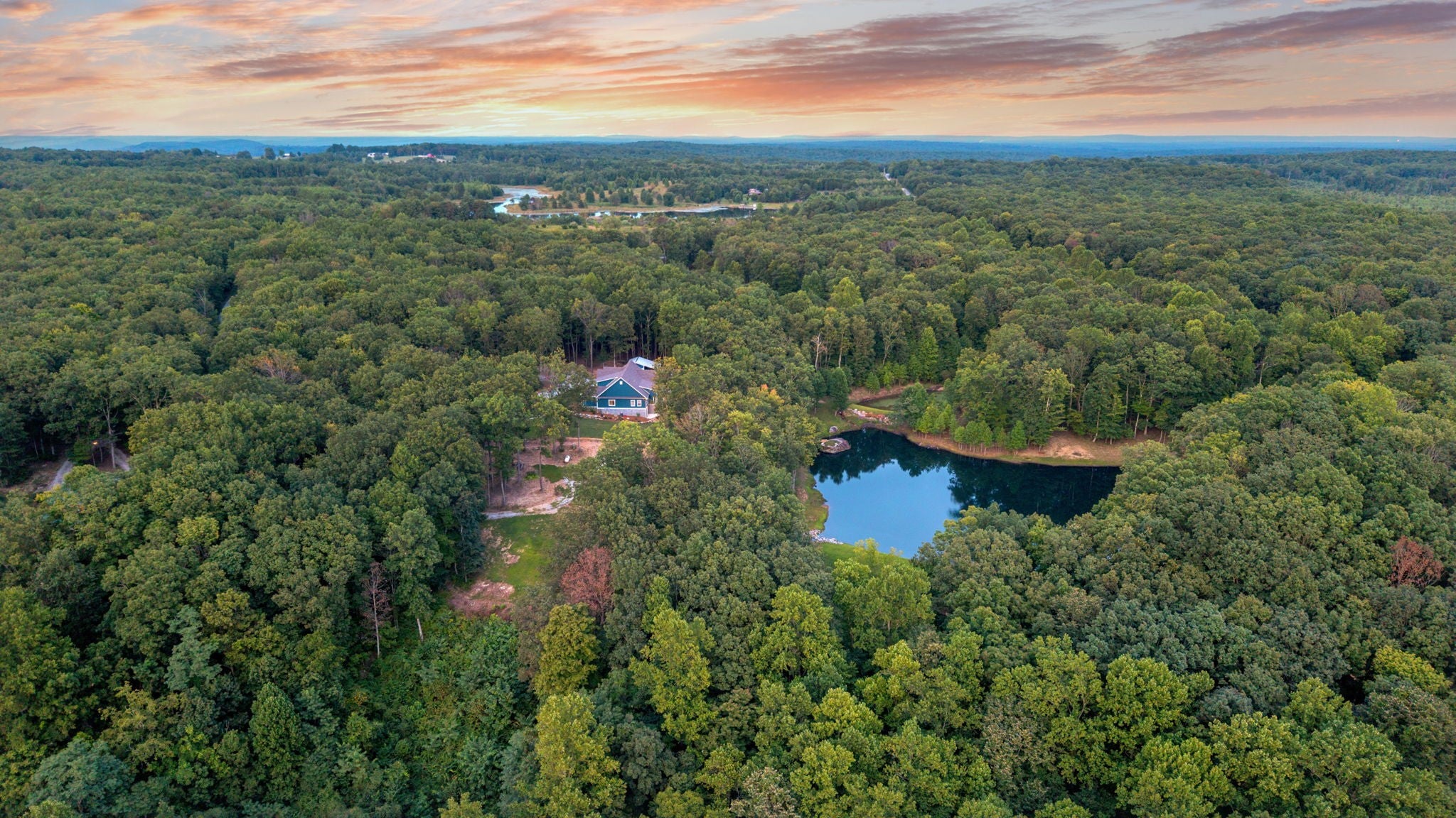Altamont, Tennessee, 37301, United States, 4 Bedrooms Bedrooms, ,5 BathroomsBathrooms,Residential,Active,1967131